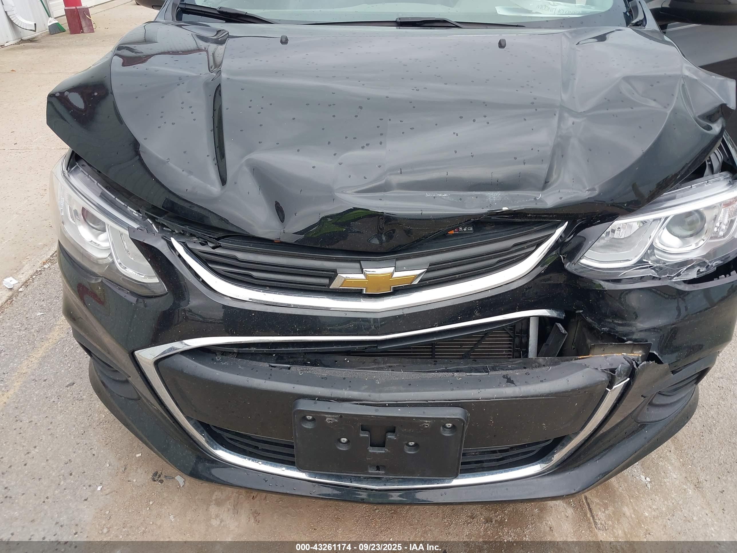 CHEVROLET SONIC image 6