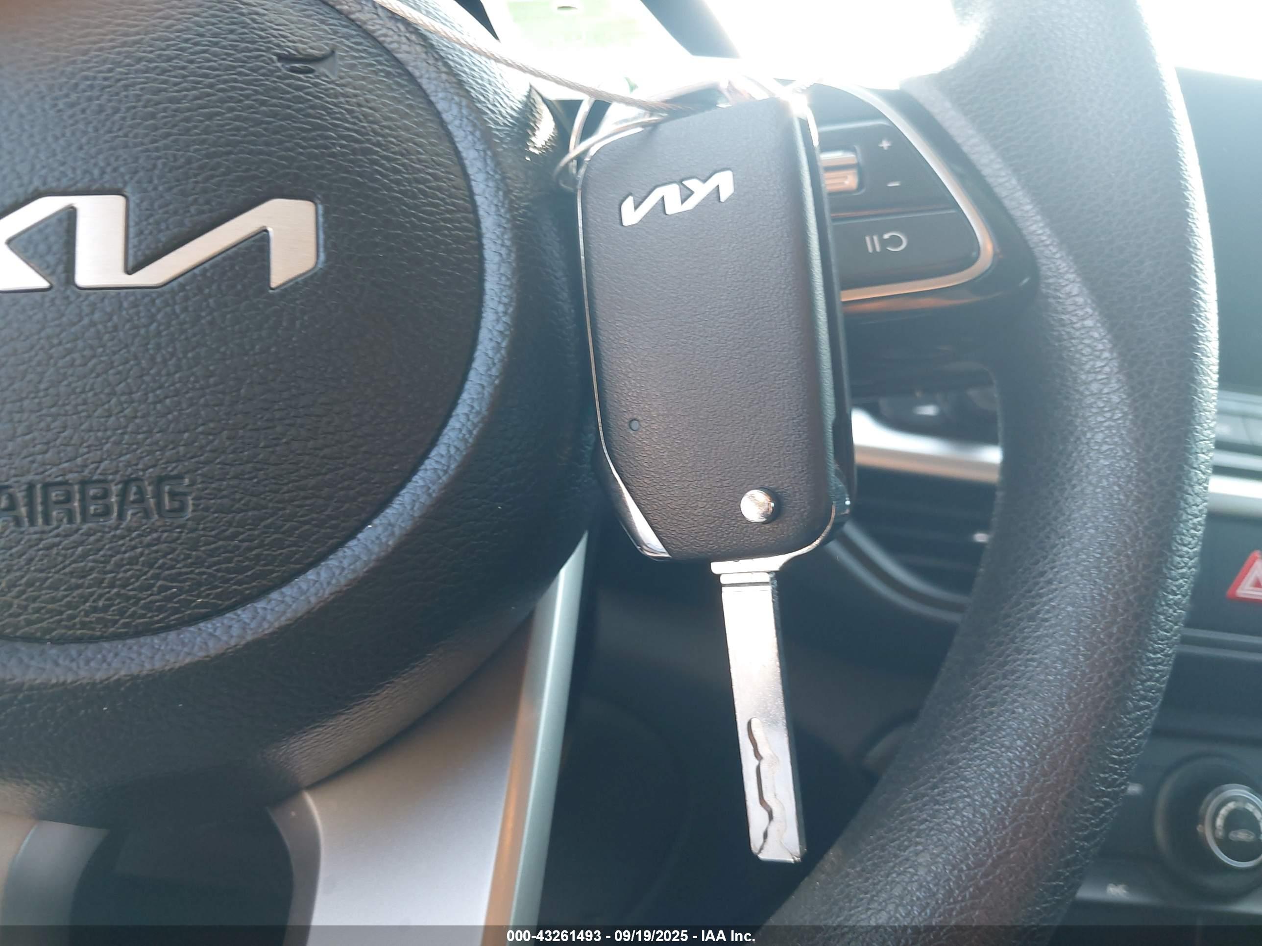 KIA FORTE image 11