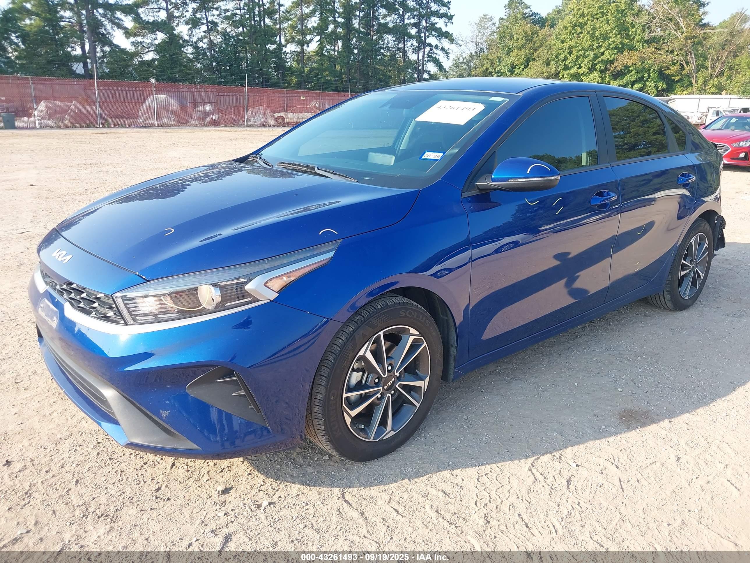 KIA FORTE image 2