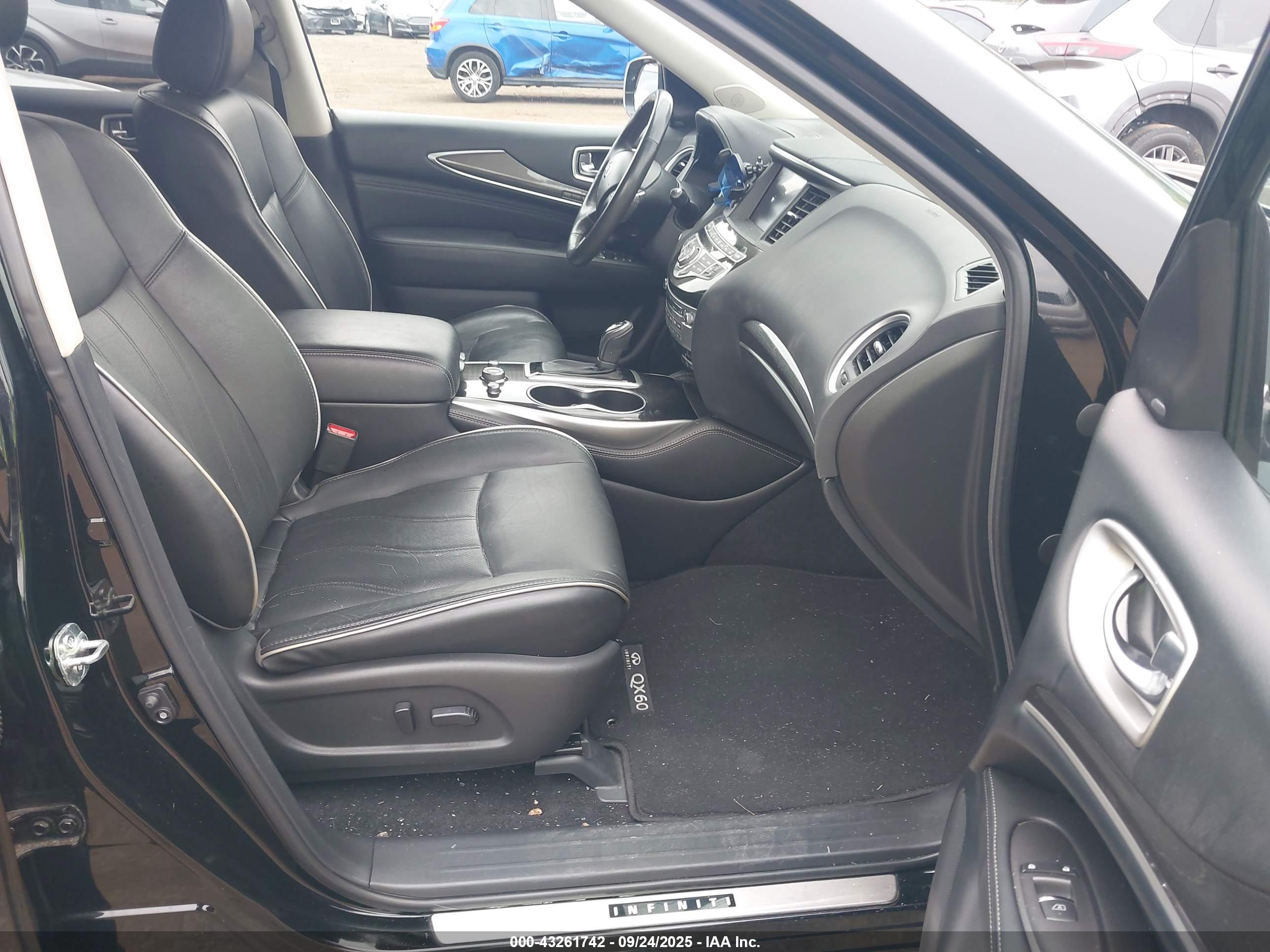 INFINITI QX60 image 5