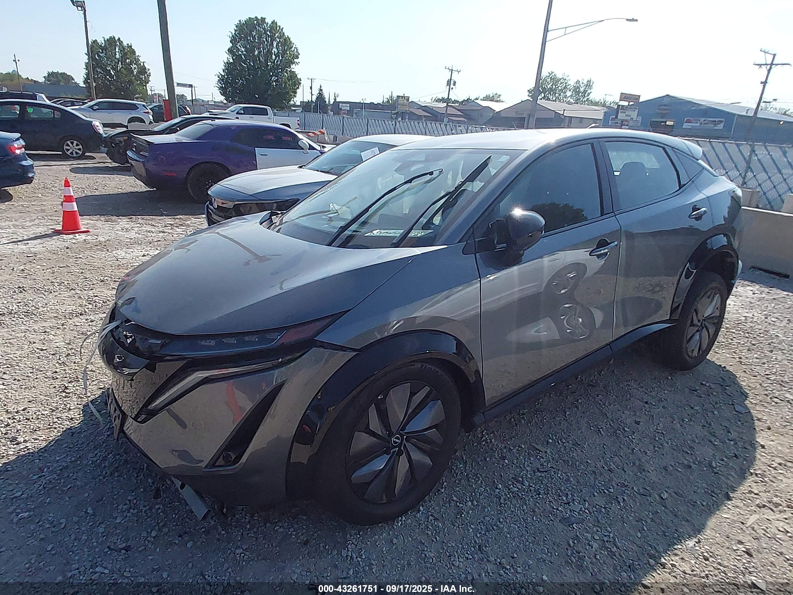 NISSAN ARIYA image 2