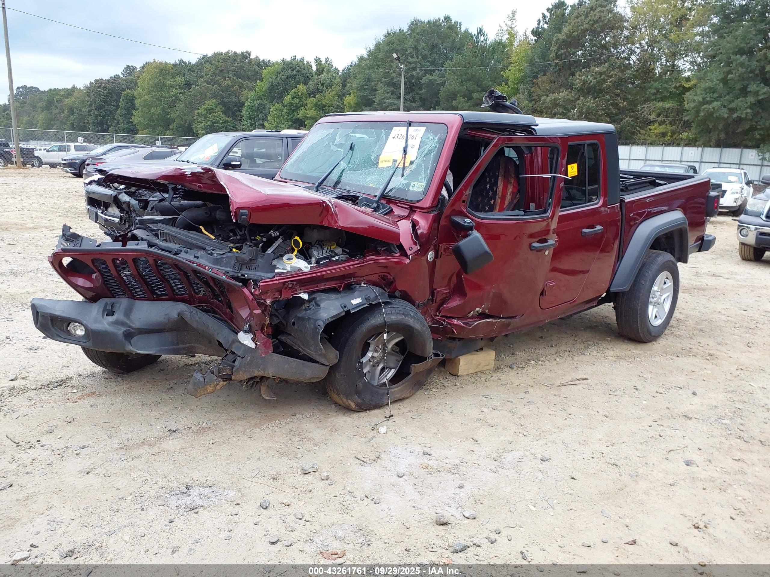 JEEP GLADIATOR image 2