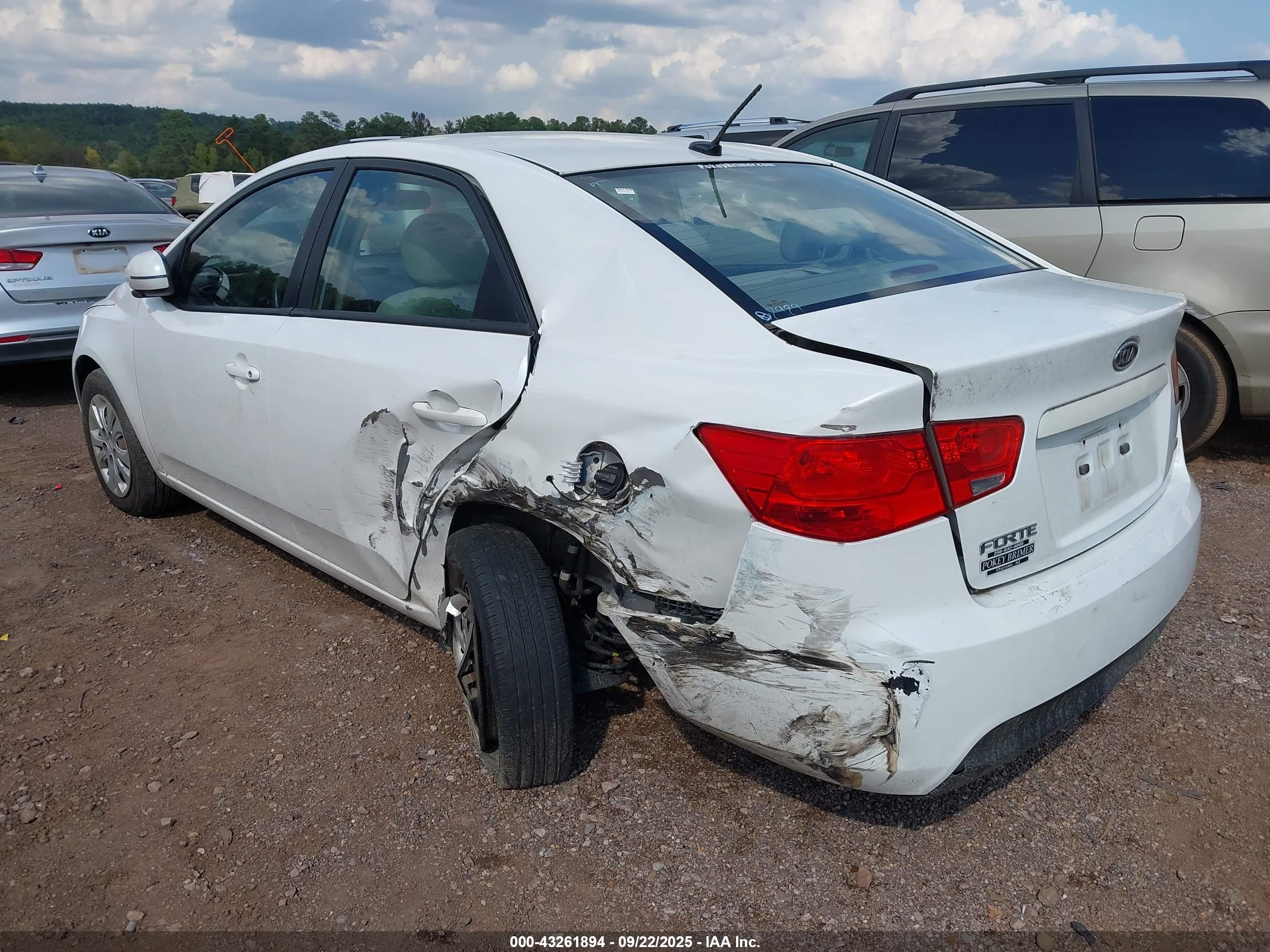 KIA FORTE image 3