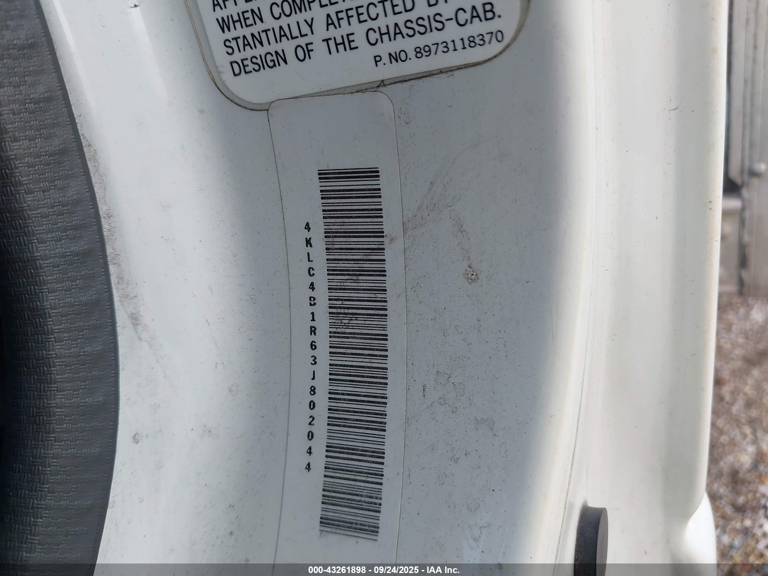 ISUZU NPR image 9