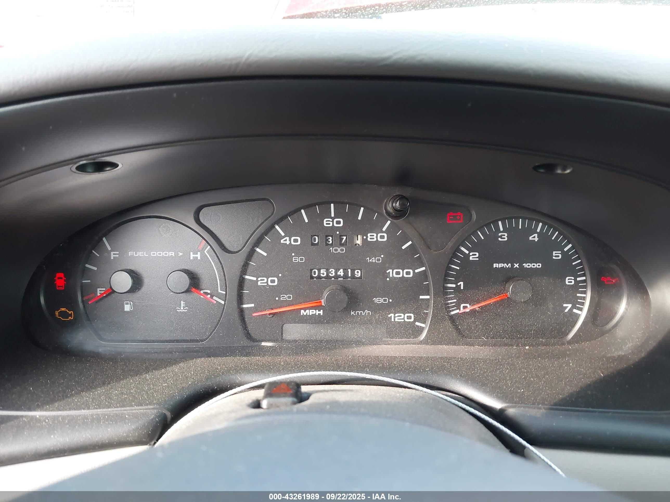 FORD TAURUS image 7