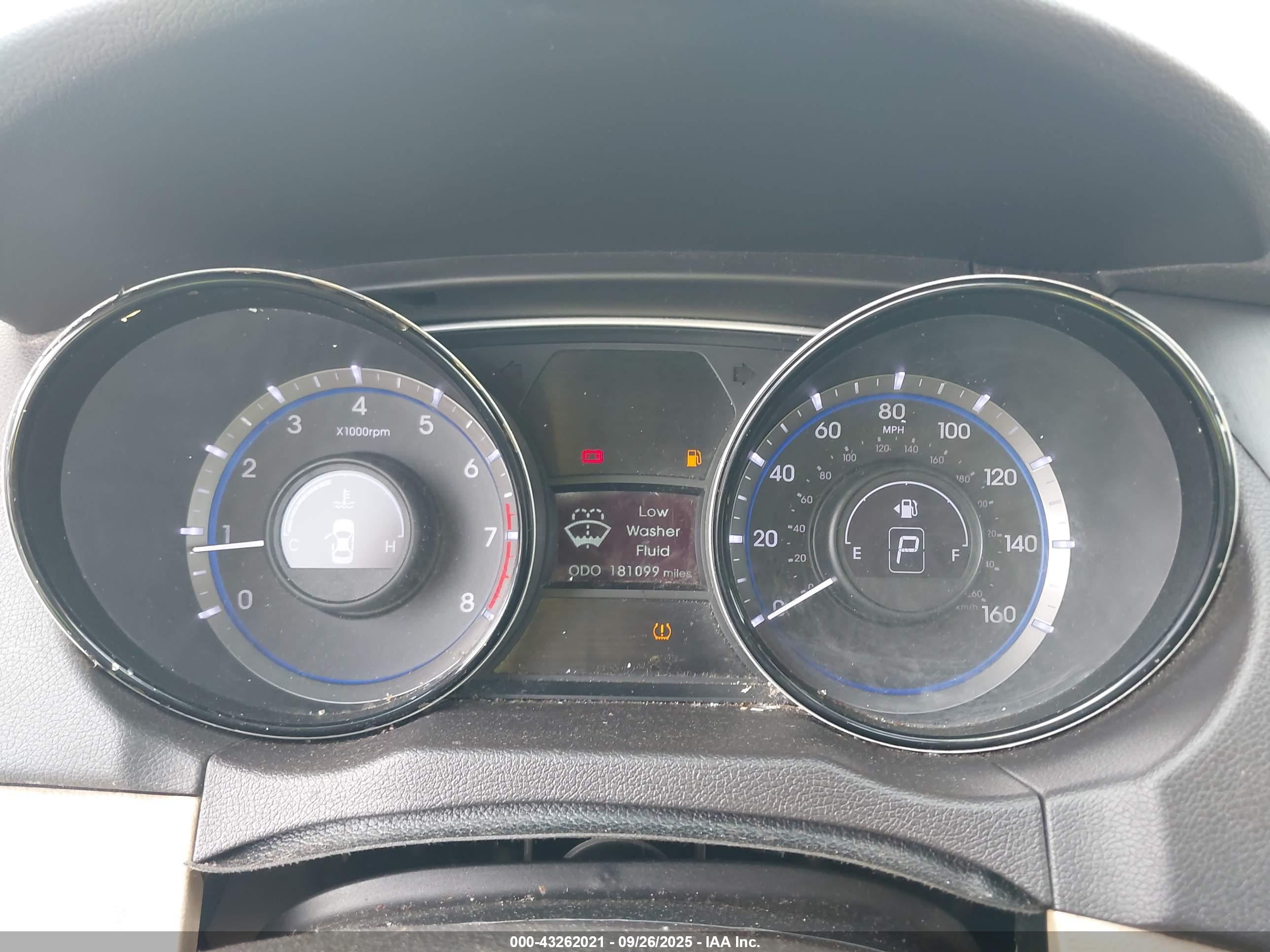 HYUNDAI SONATA image 7