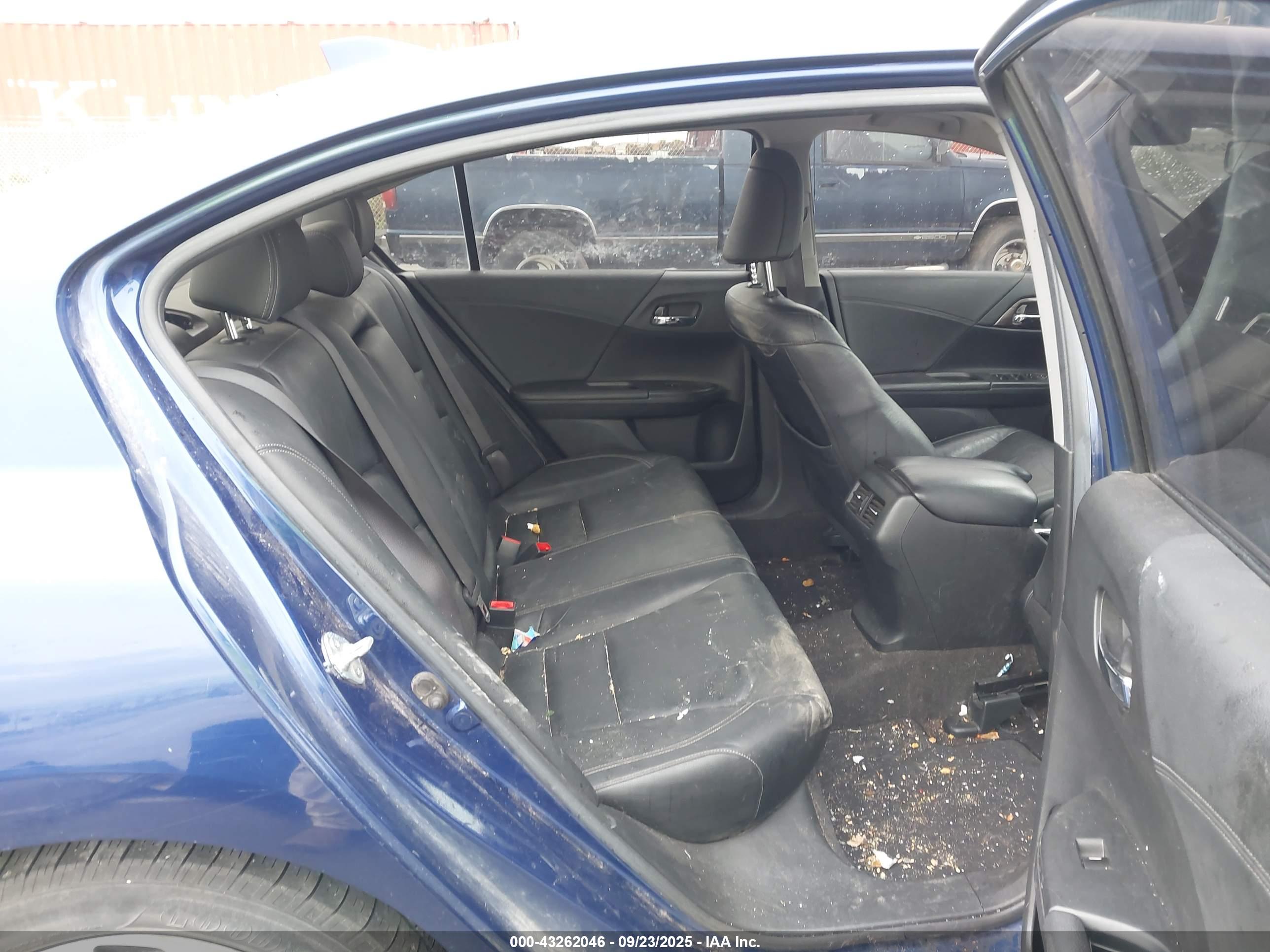 HONDA ACCORD image 8