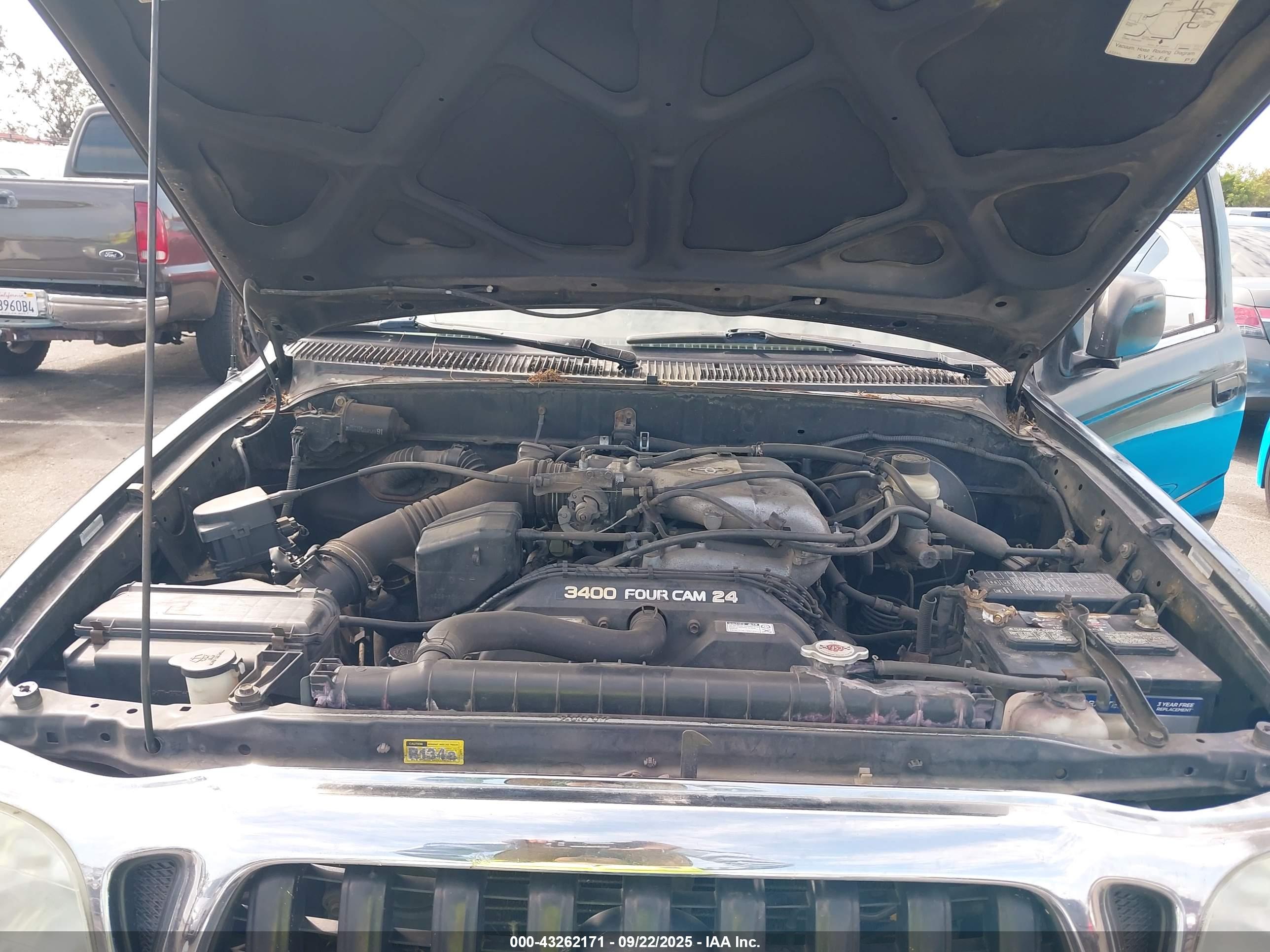 TOYOTA TACOMA image 10