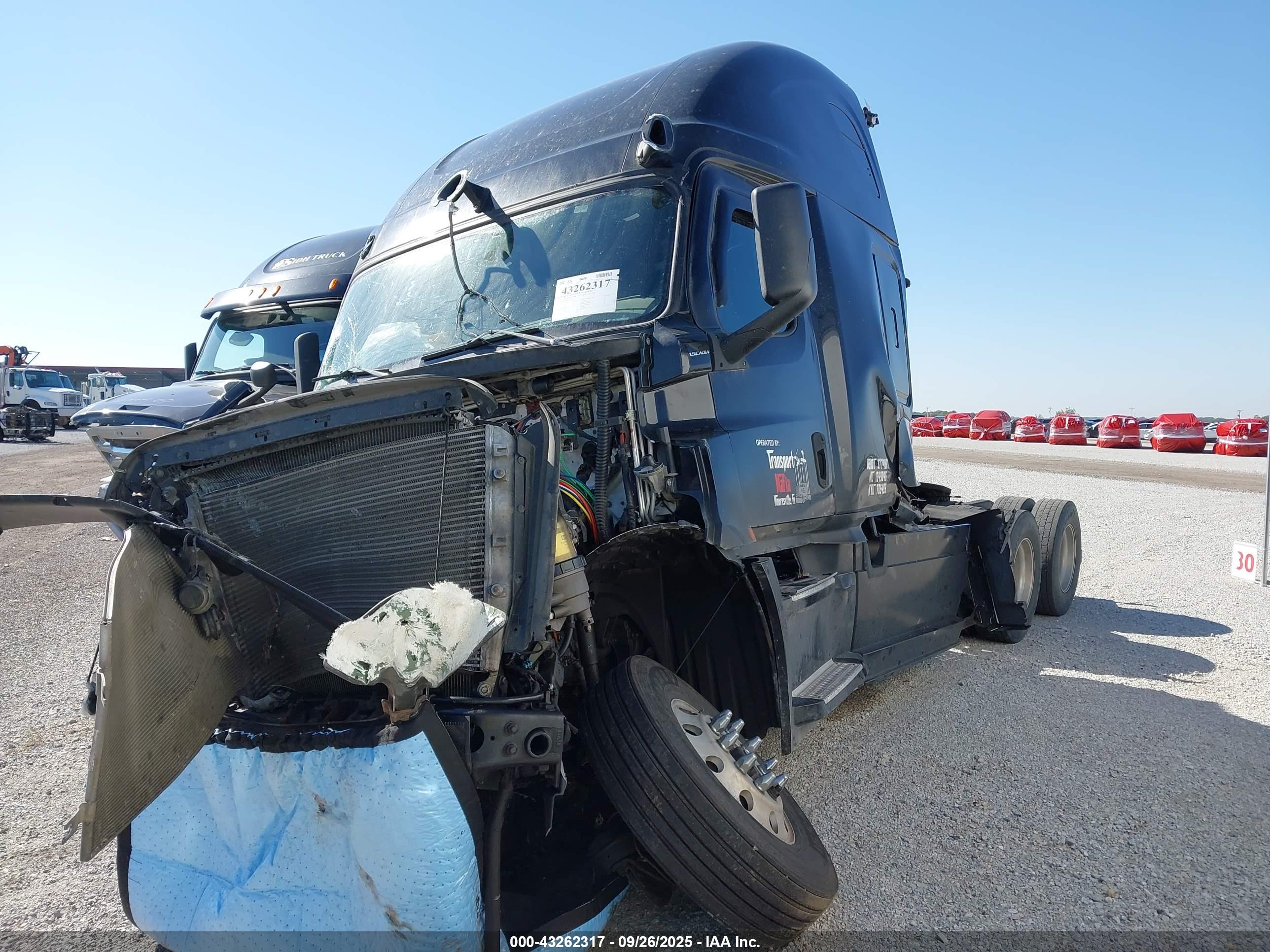 FREIGHTLINER NEW image 6