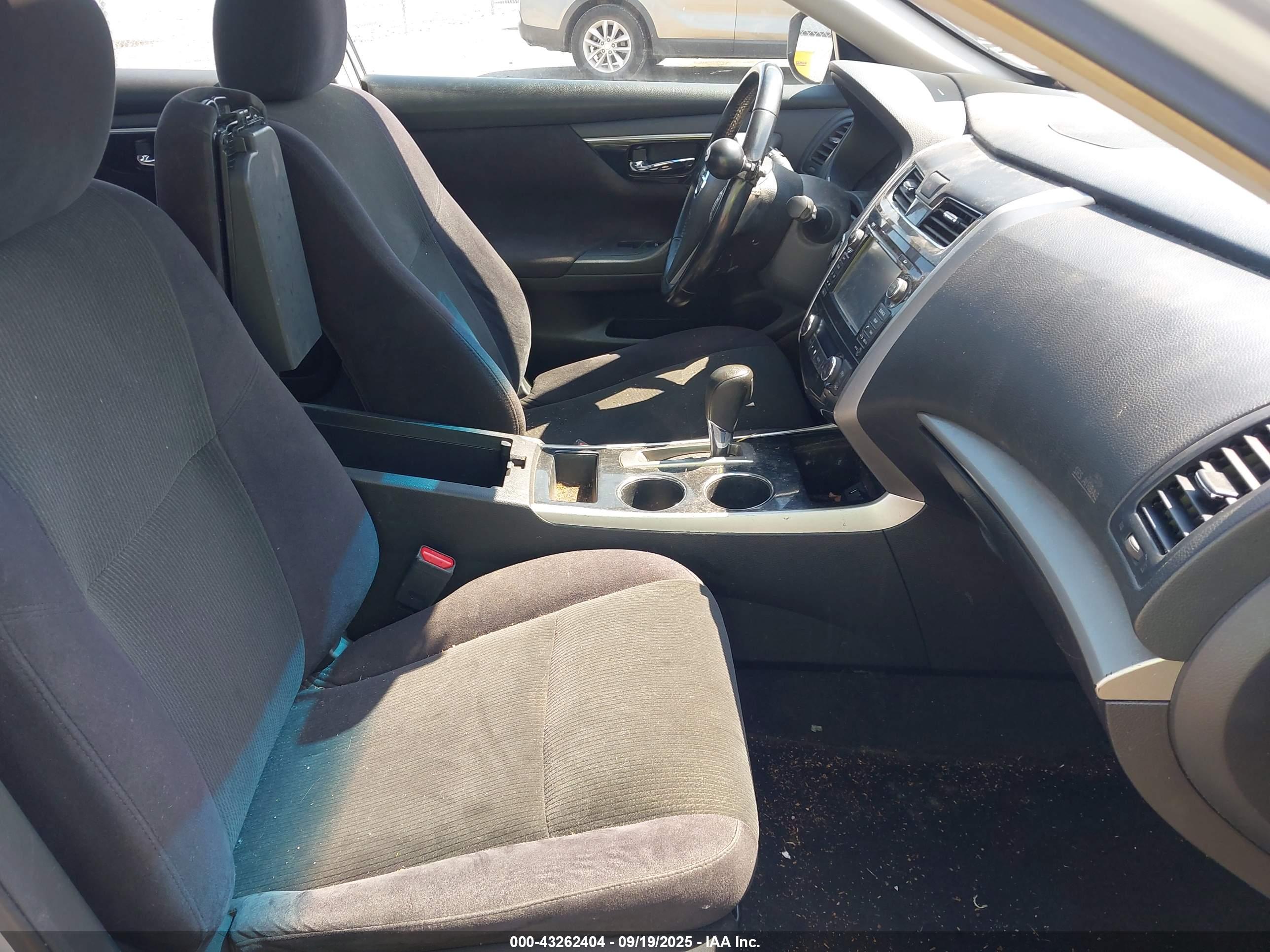 NISSAN ALTIMA image 5