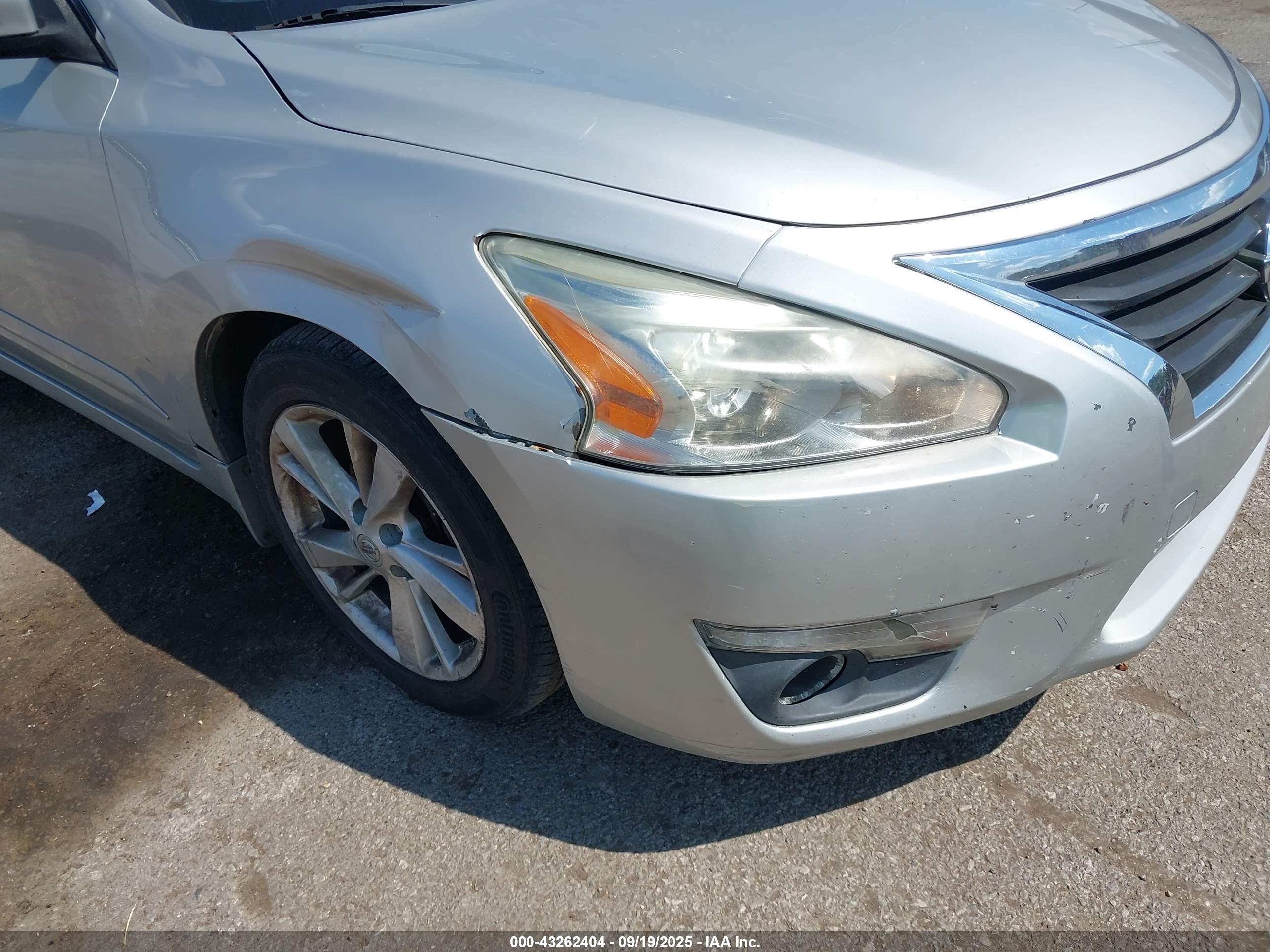 NISSAN ALTIMA image 6