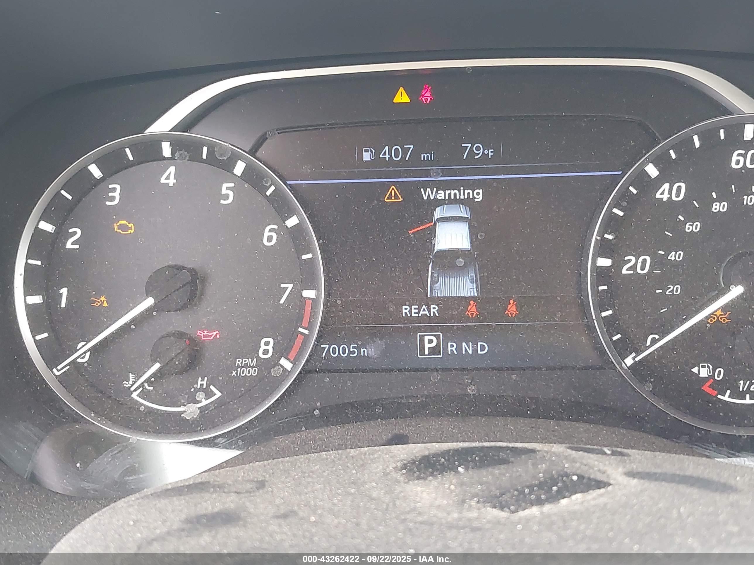 NISSAN FRONTIER image 7