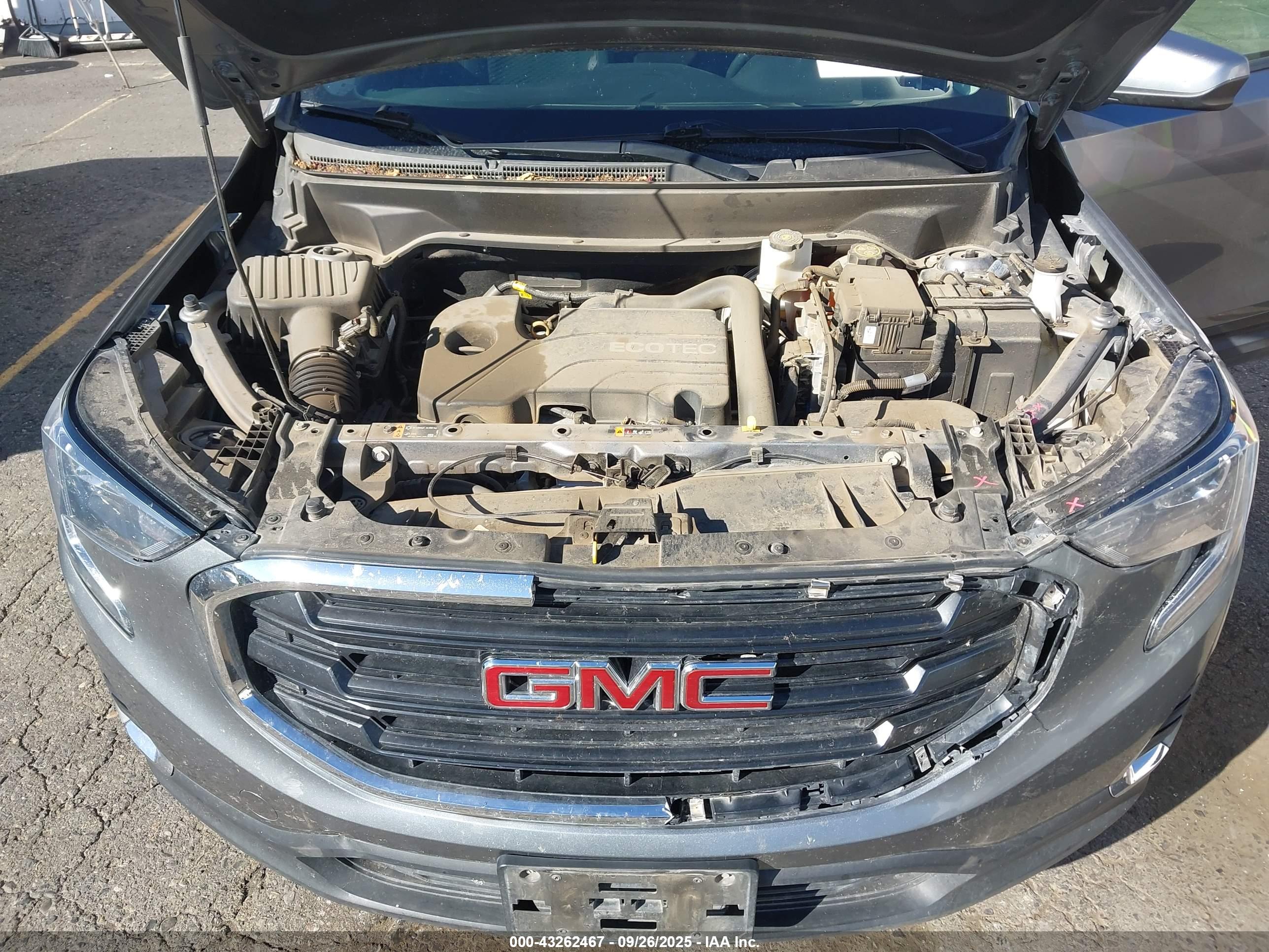 GMC TERRAIN image 10