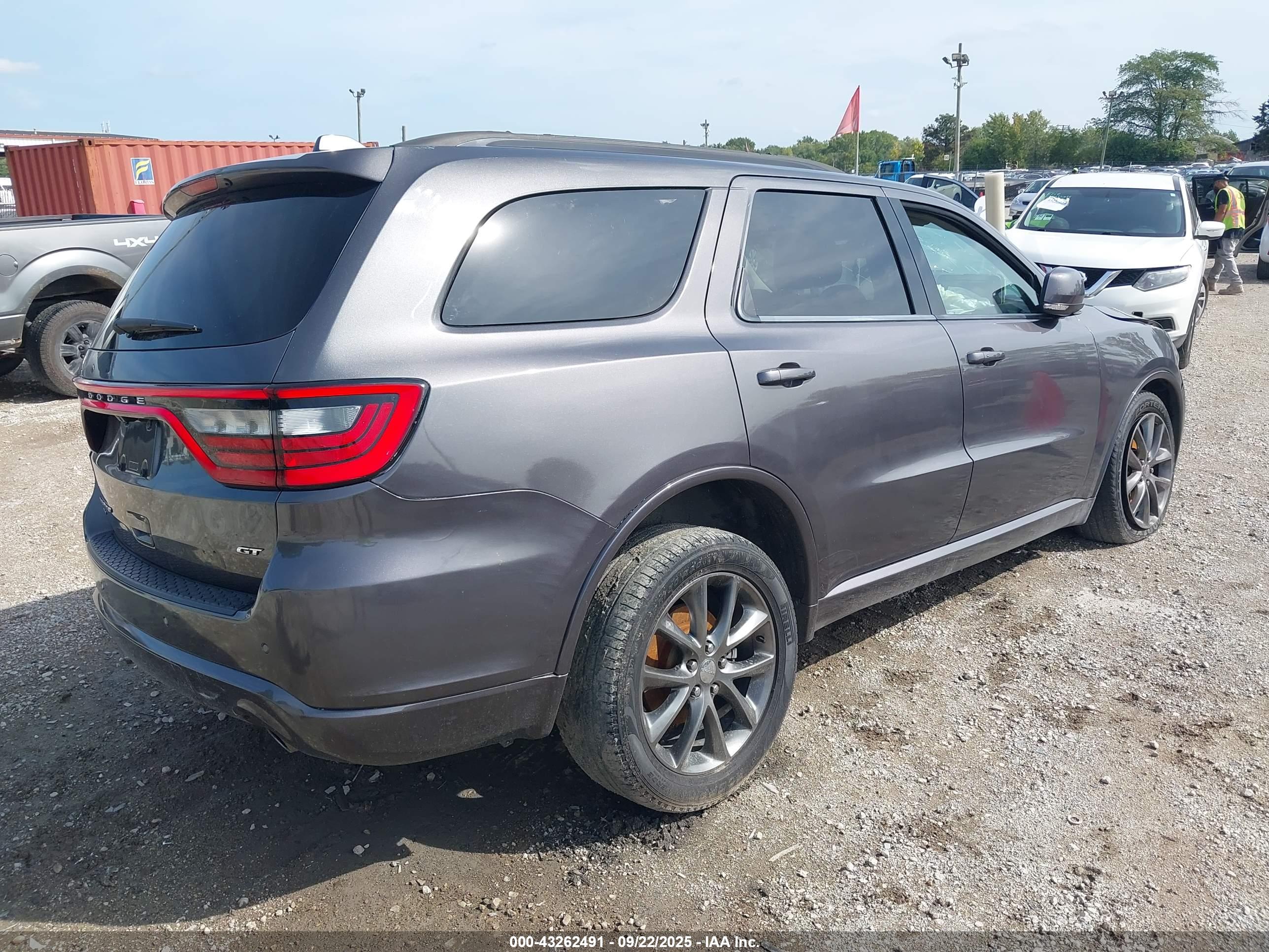 DODGE DURANGO image 4