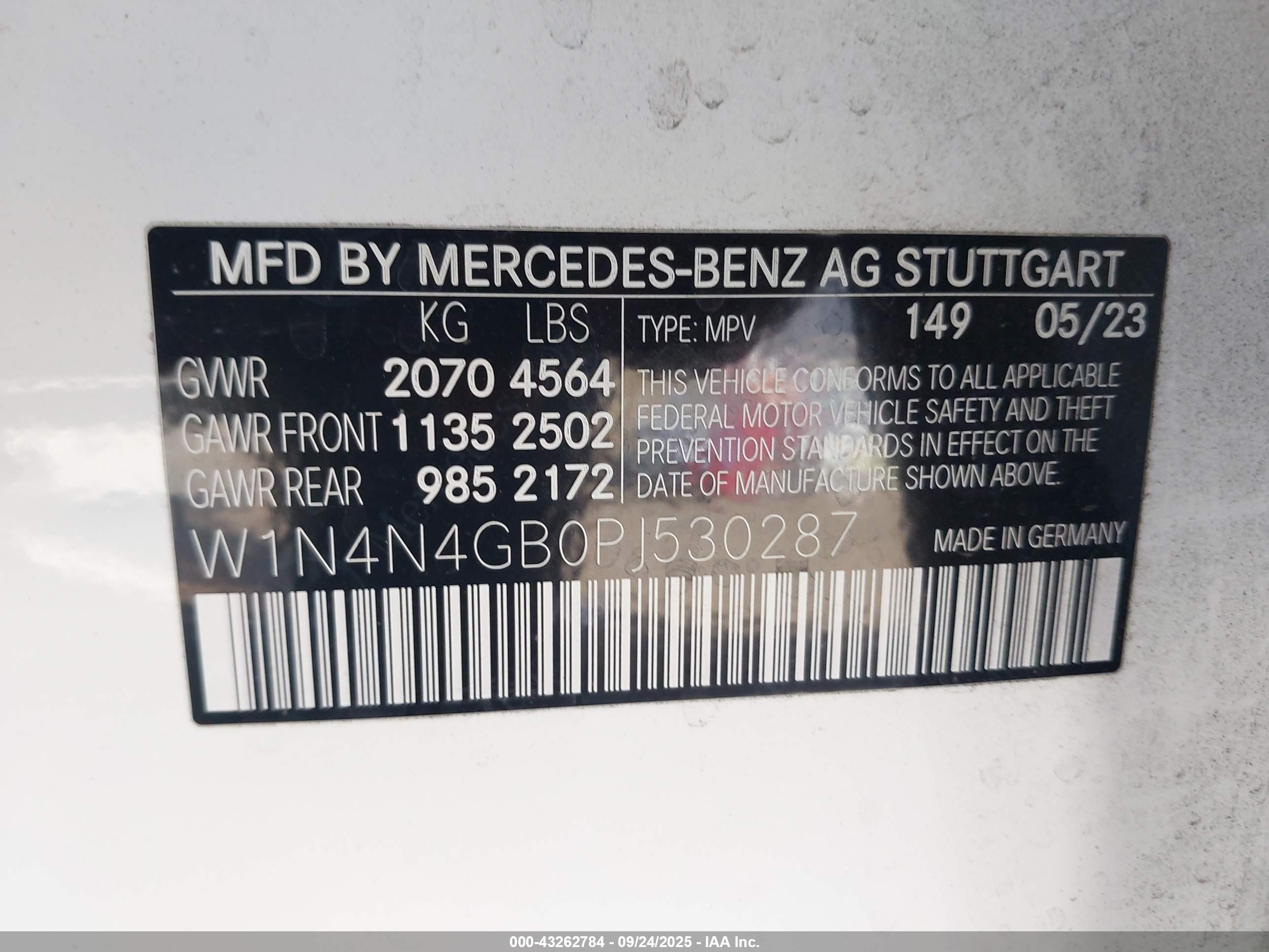 MERCEDES-BENZ GLA image 9