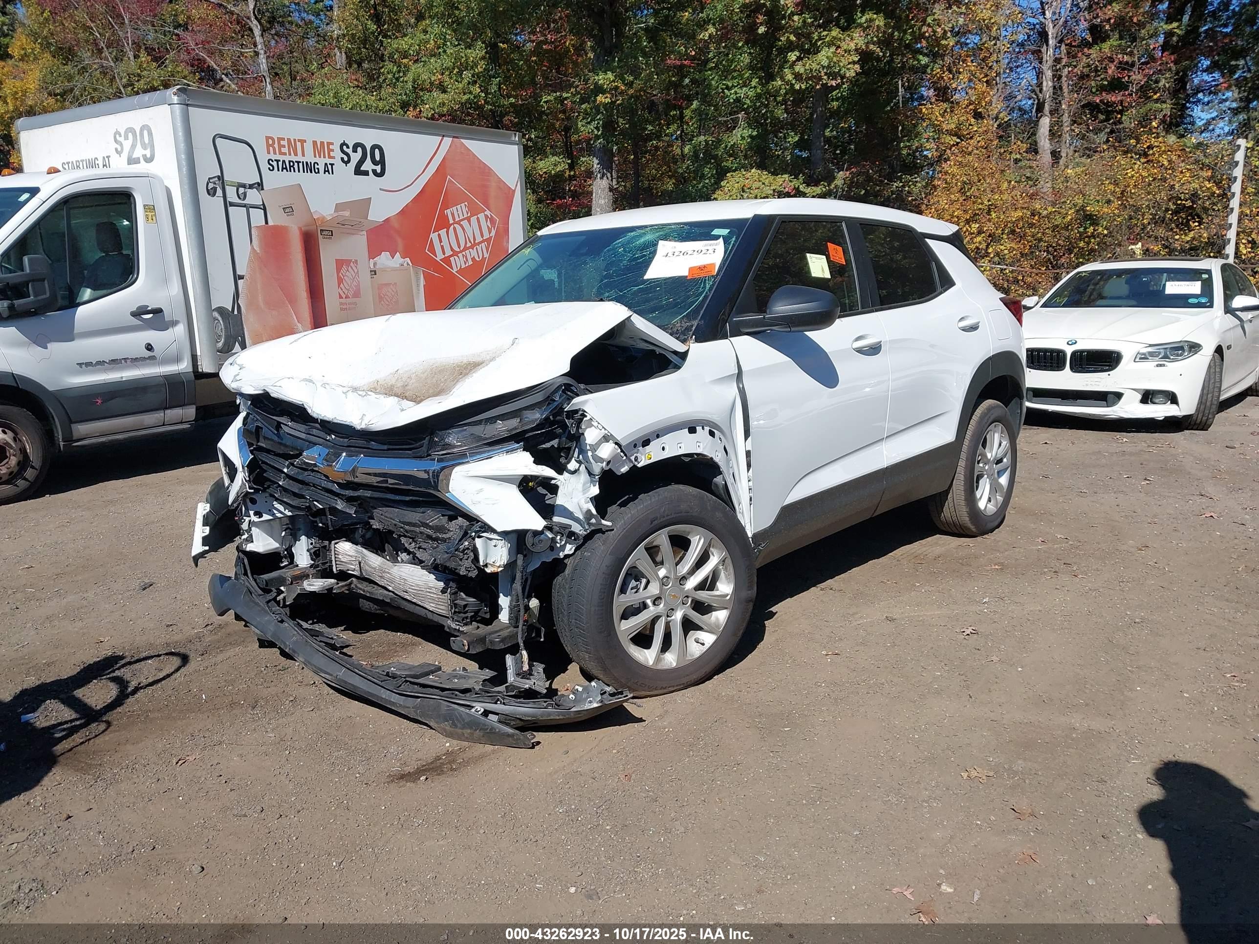 CHEVROLET TRAILBLAZER image 2
