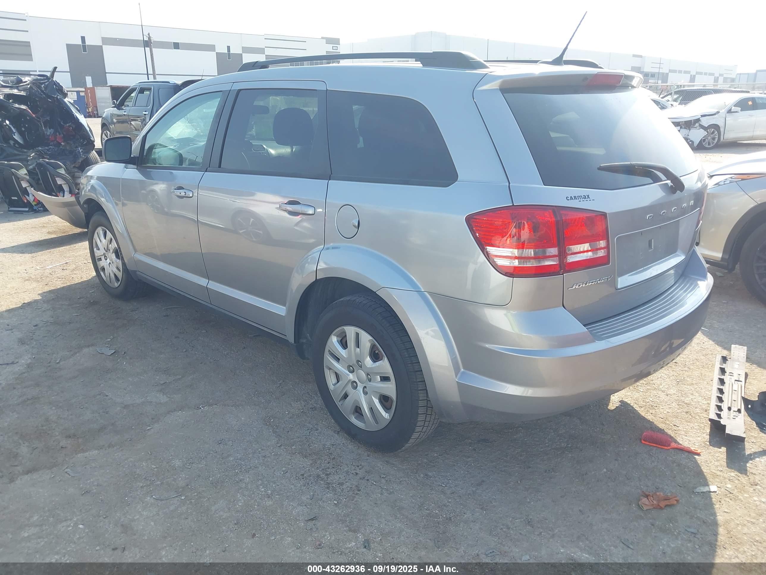 DODGE JOURNEY image 3