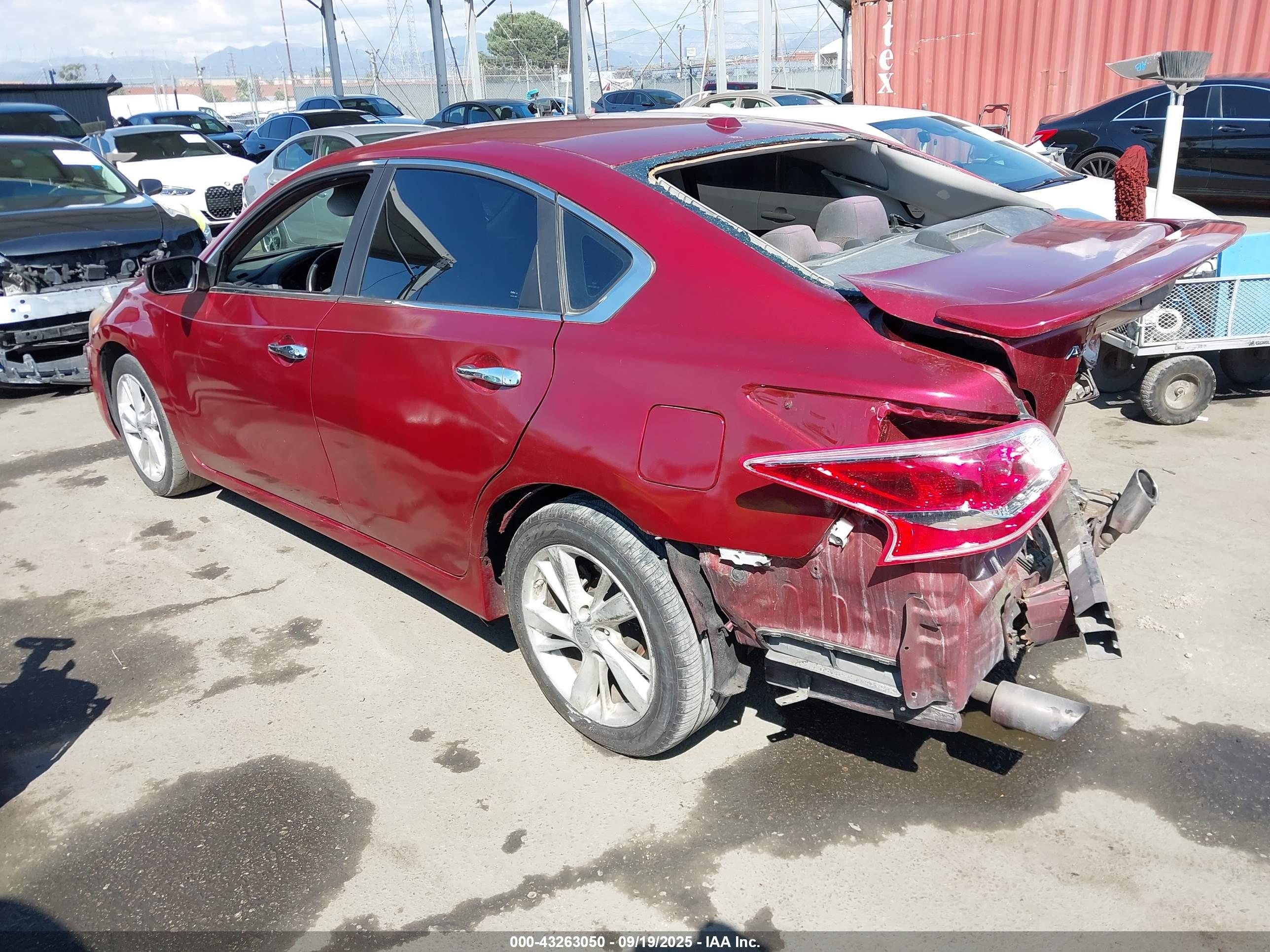 NISSAN ALTIMA image 3