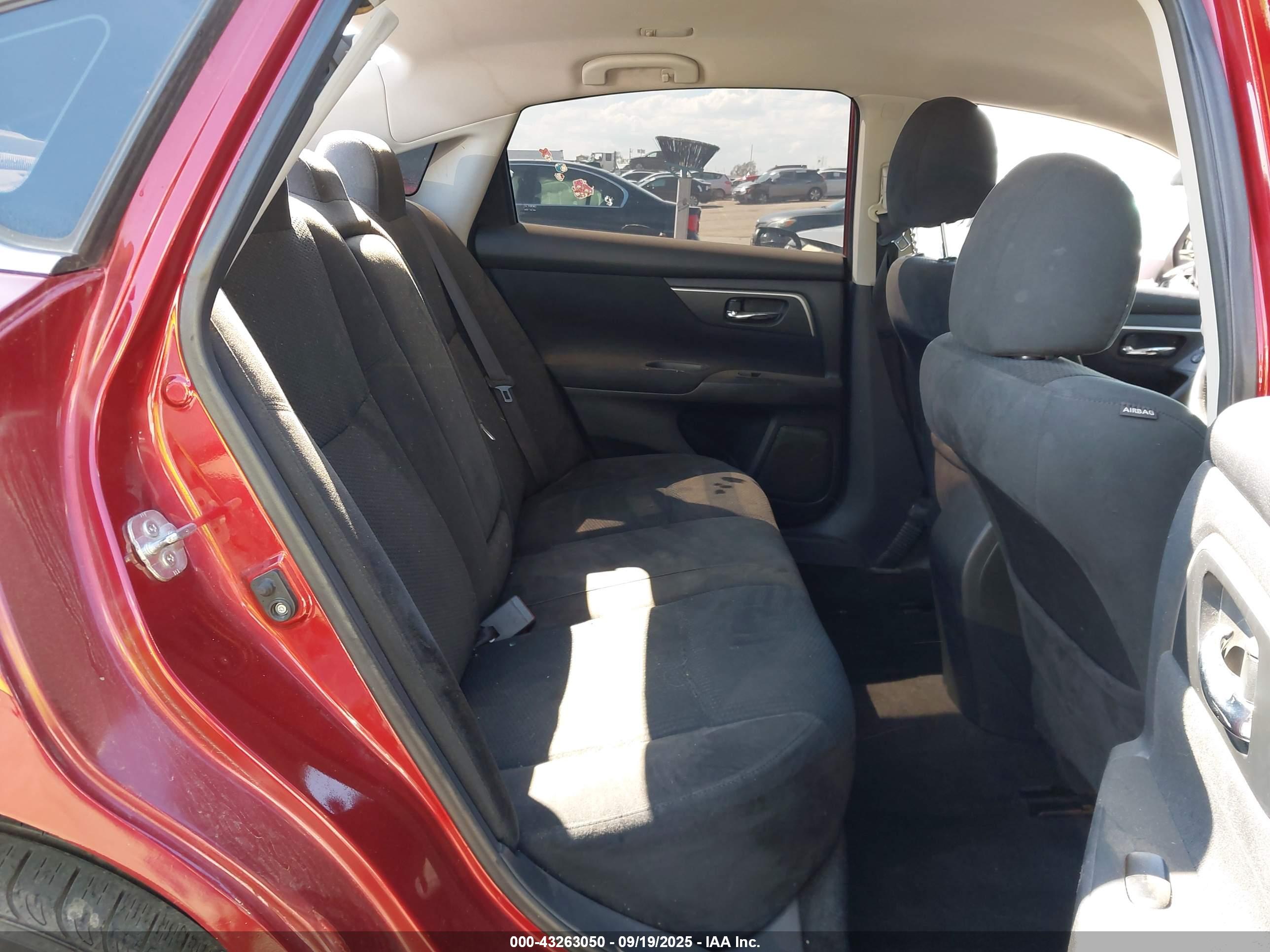 NISSAN ALTIMA image 8