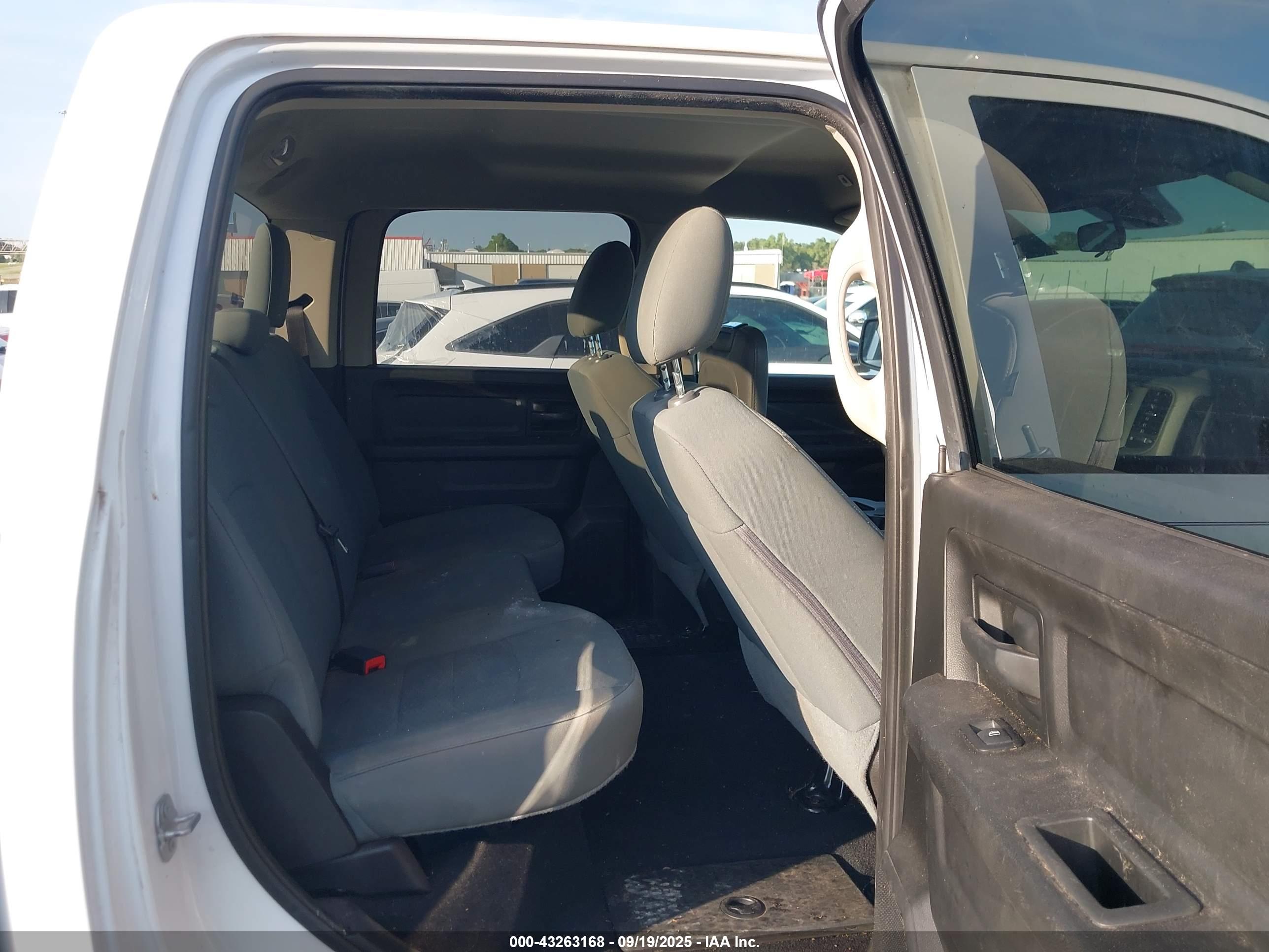 RAM 1500 image 8