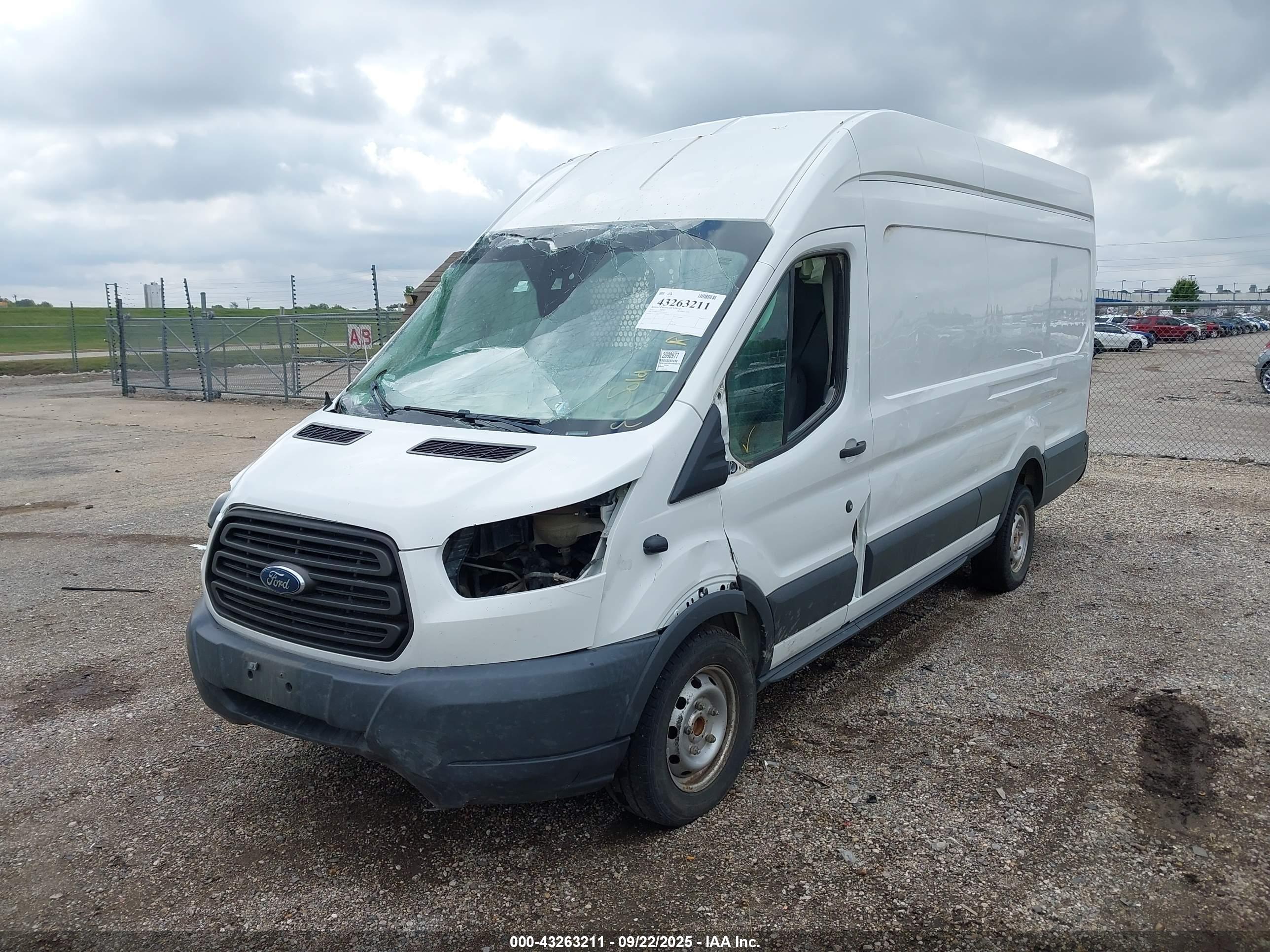 FORD TRANSIT-350 image 2