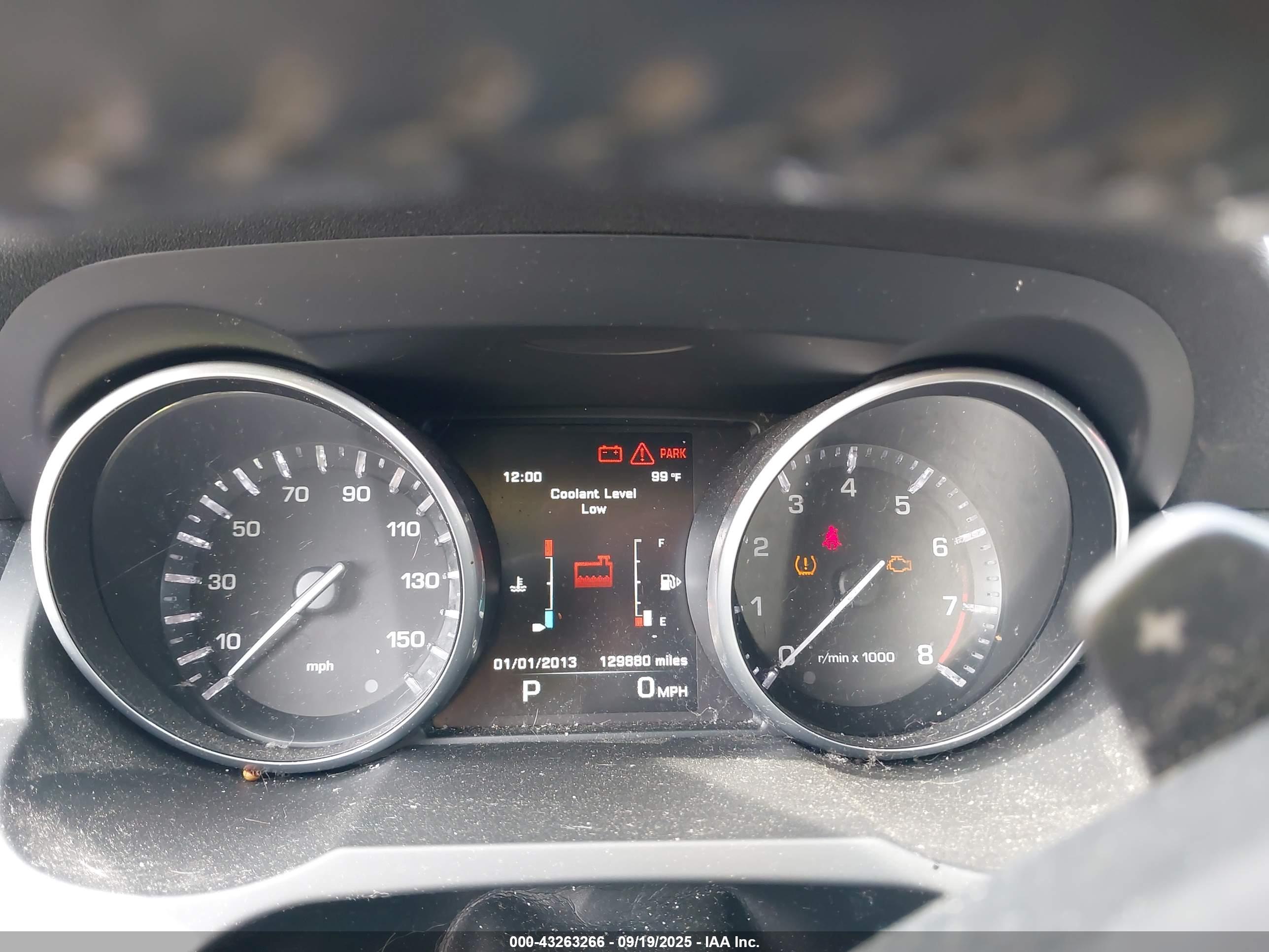 LAND ROVER image 7