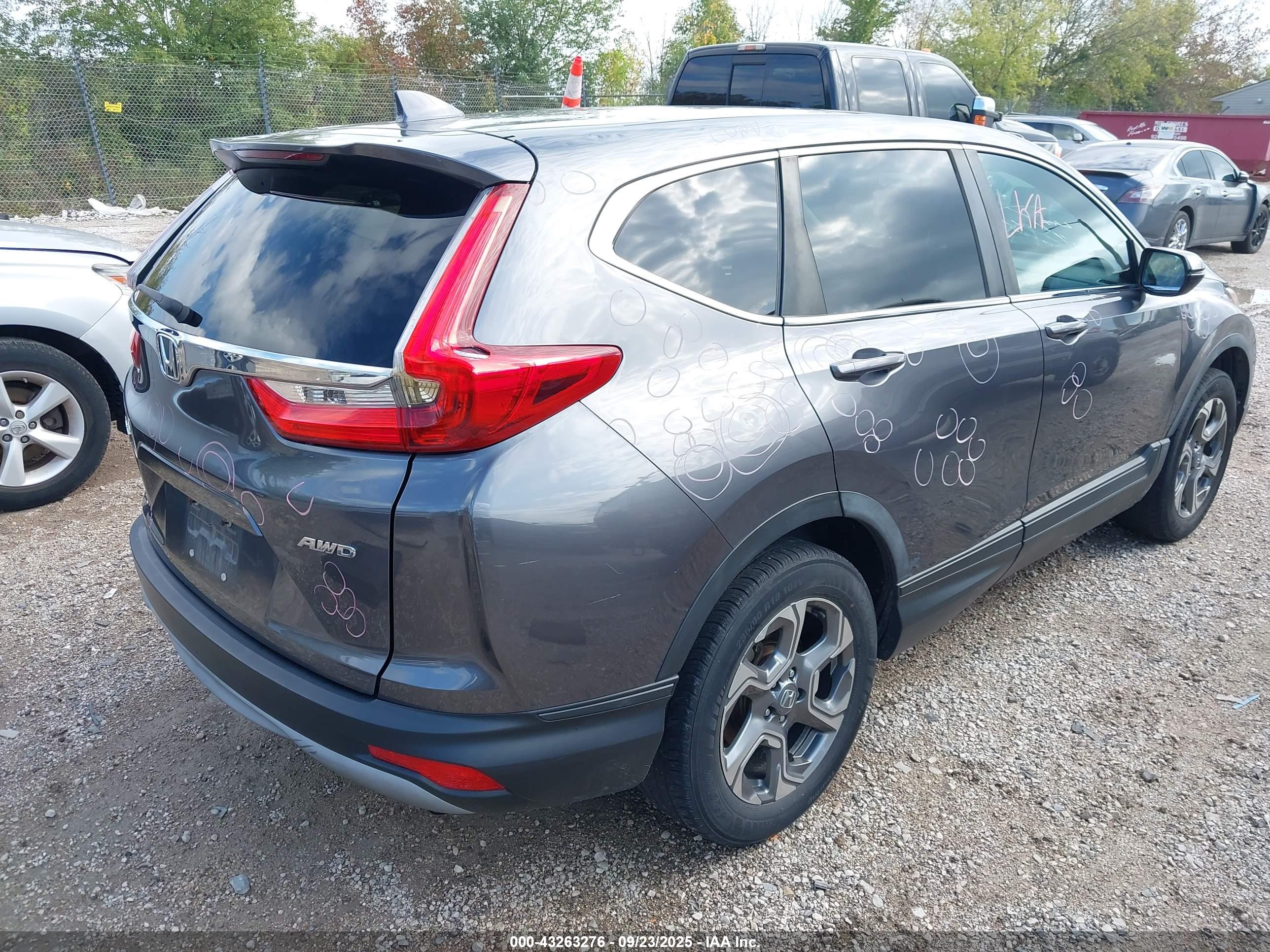 HONDA CR-V image 4