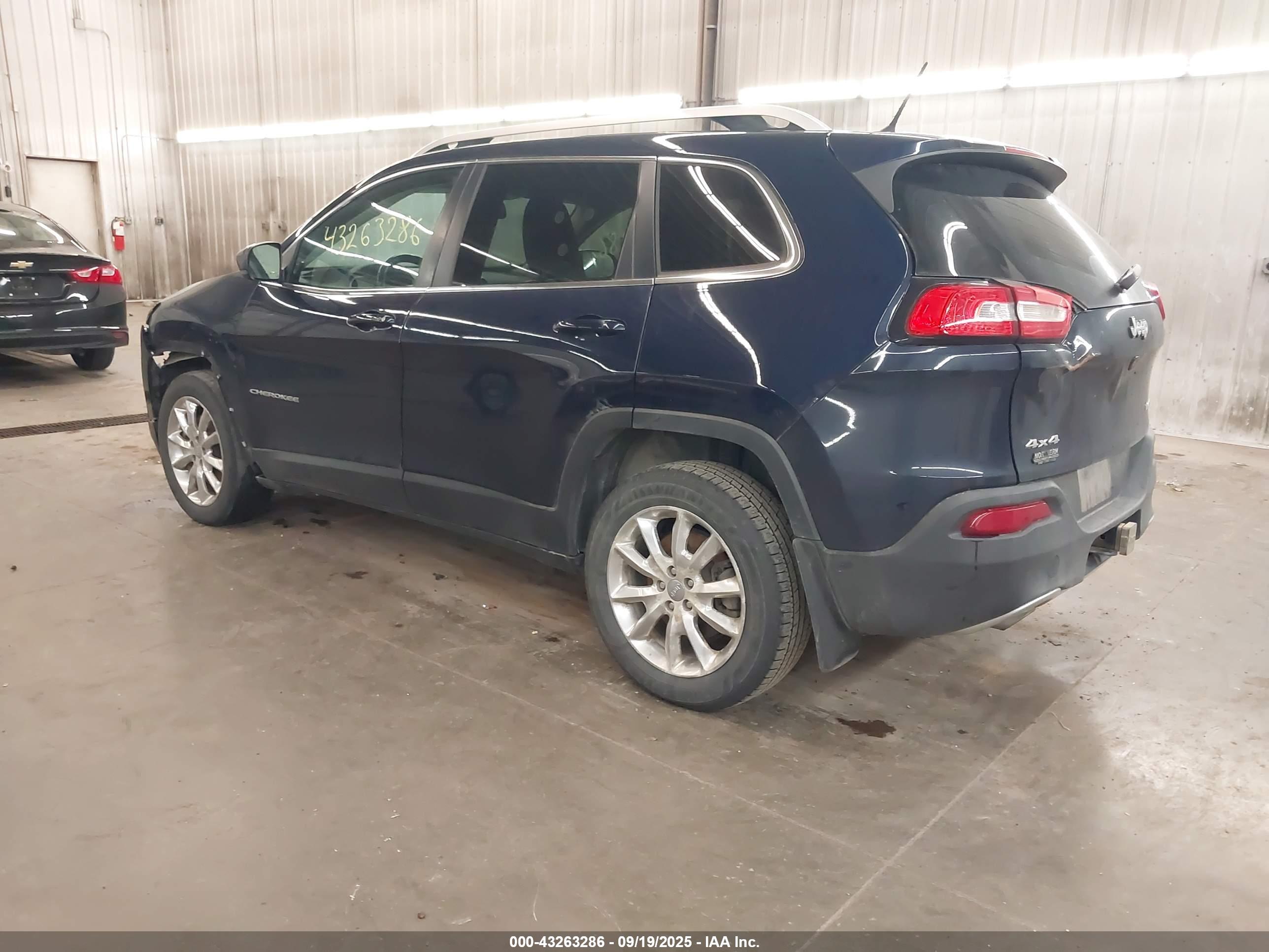 JEEP CHEROKEE image 3