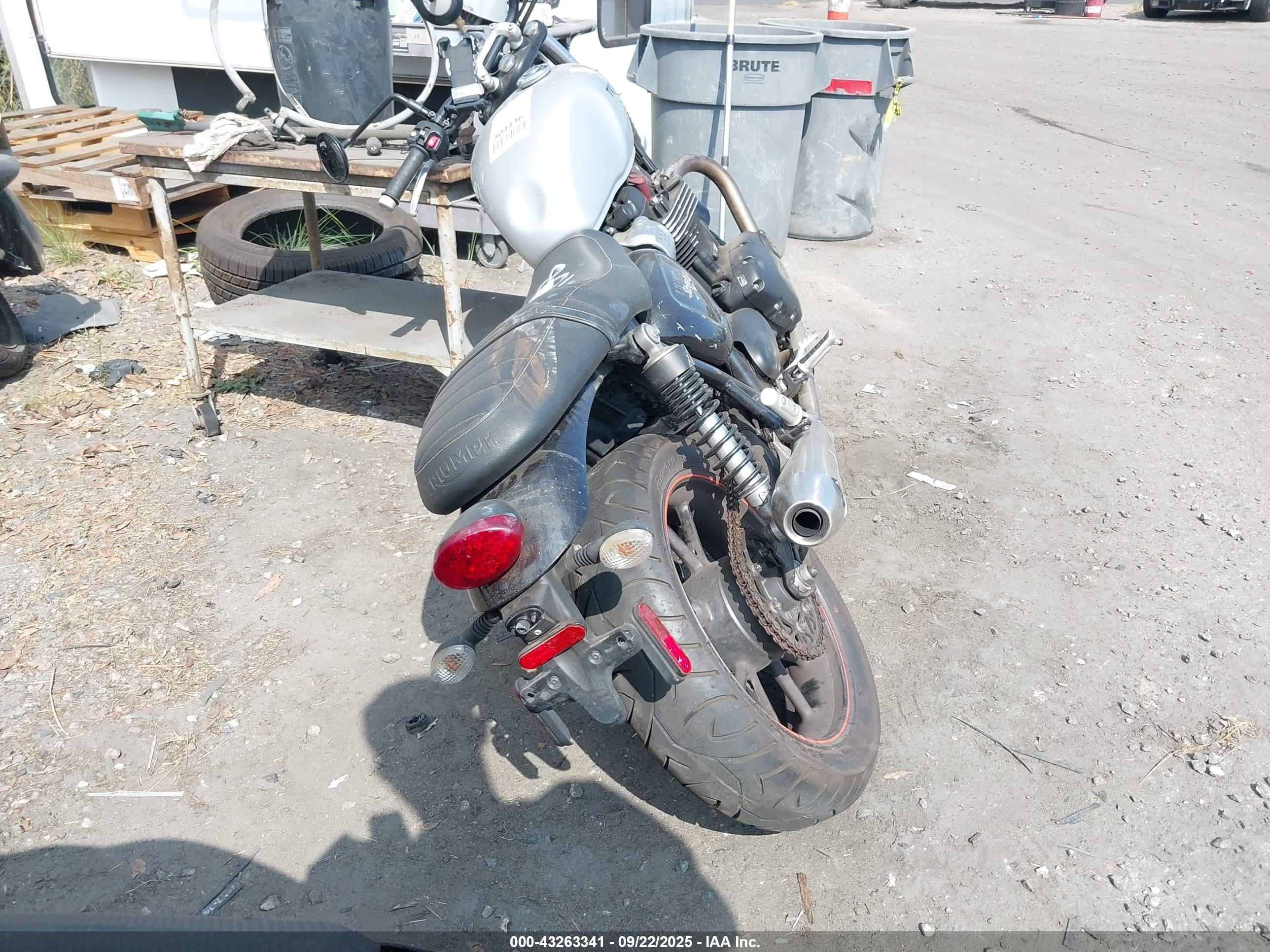 TRIUMPH MOTORCYCLE image 6