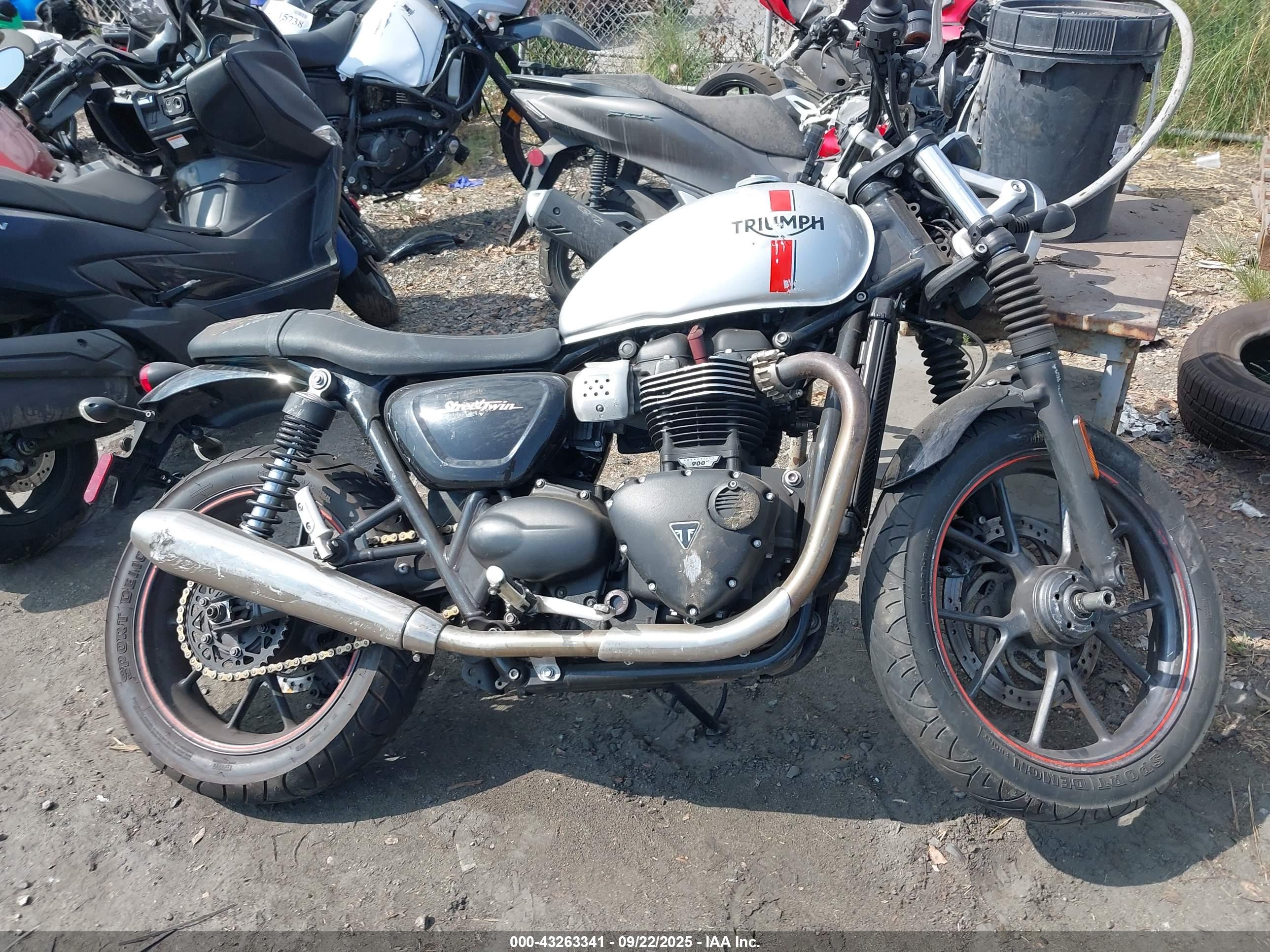 TRIUMPH MOTORCYCLE image 8