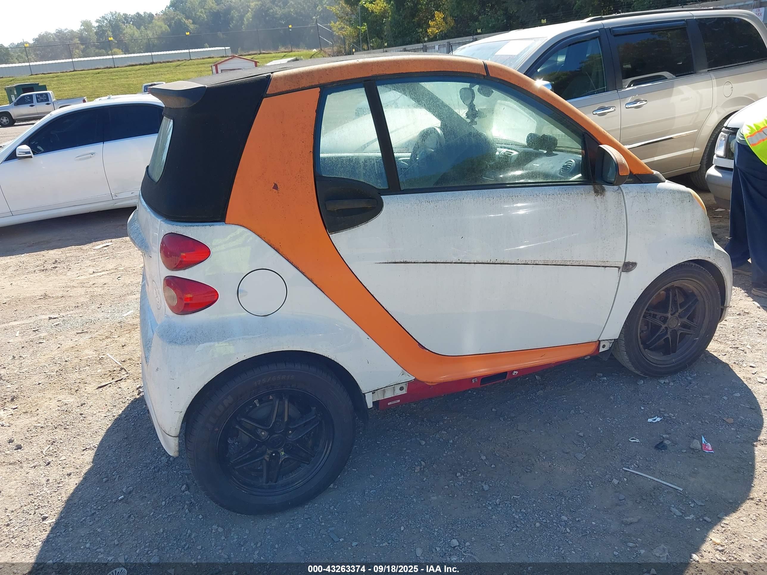 SMART FORTWO image 4