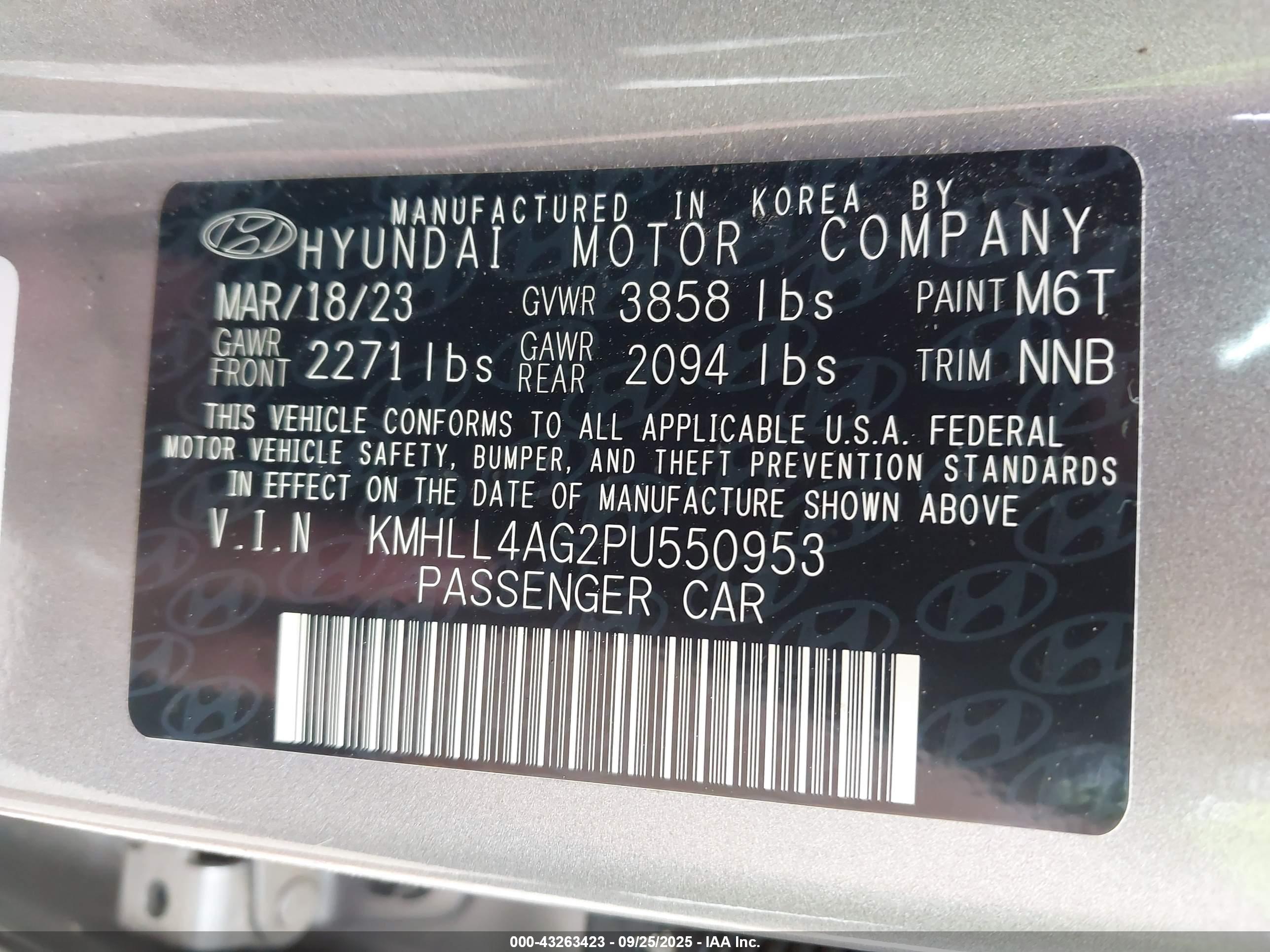 HYUNDAI ELANTRA image 9