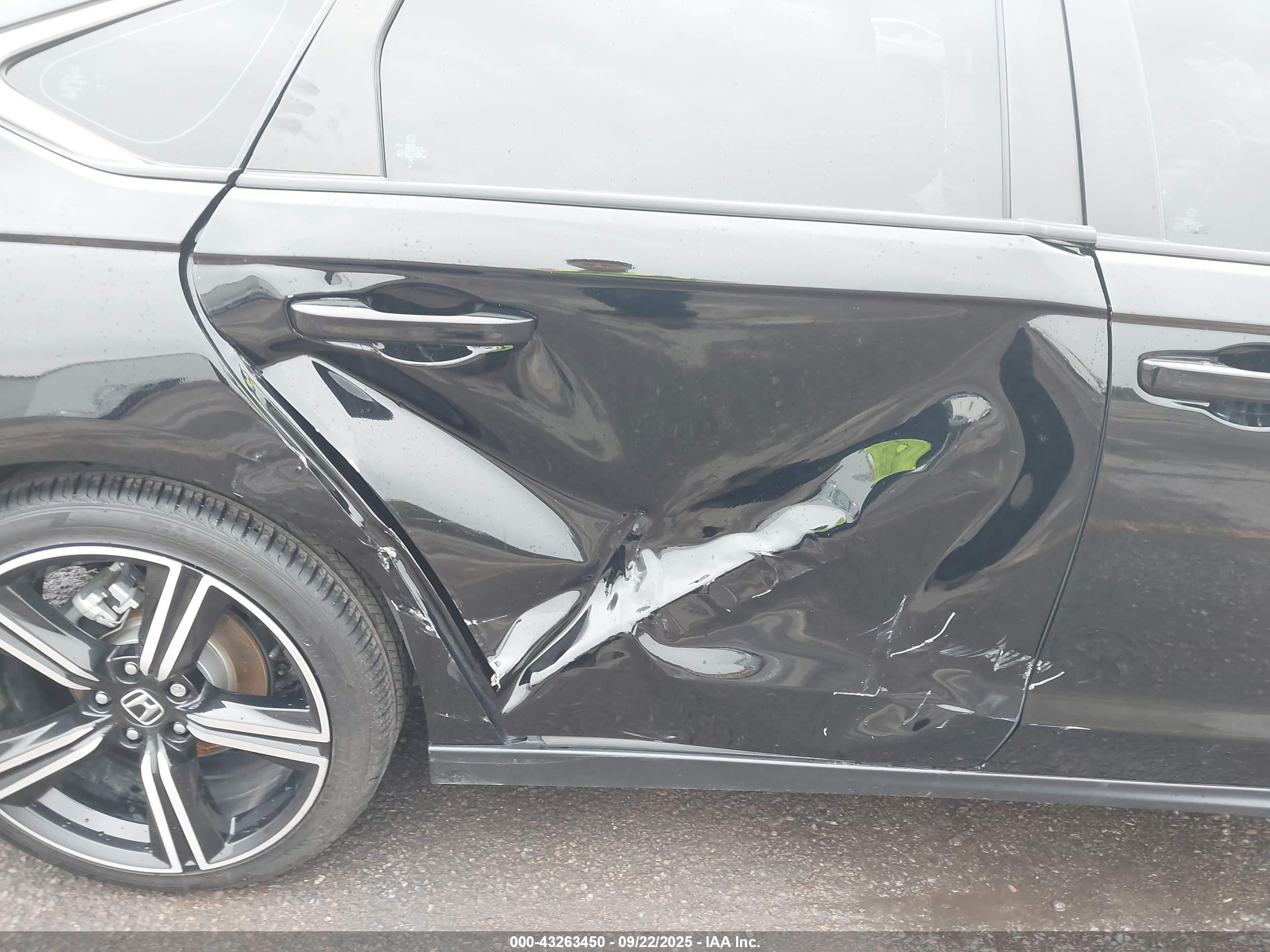 HONDA ACCORD image 6