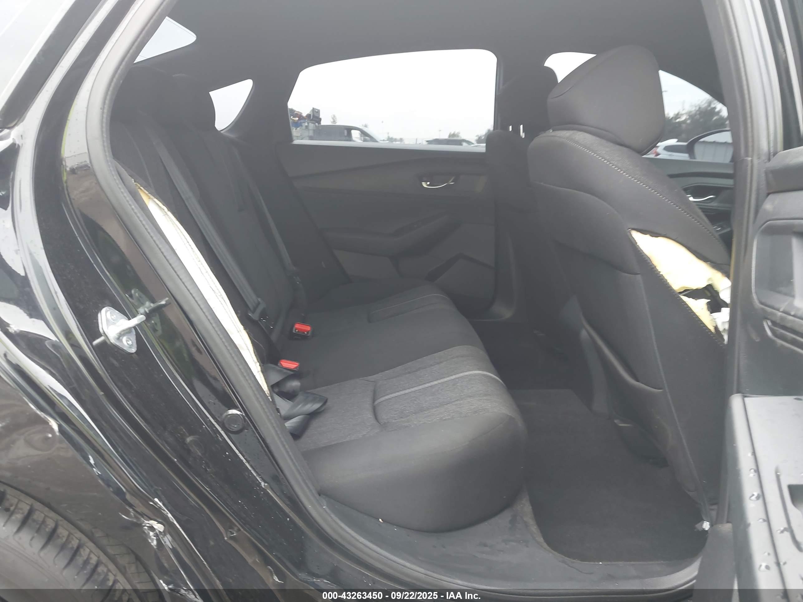 HONDA ACCORD image 8