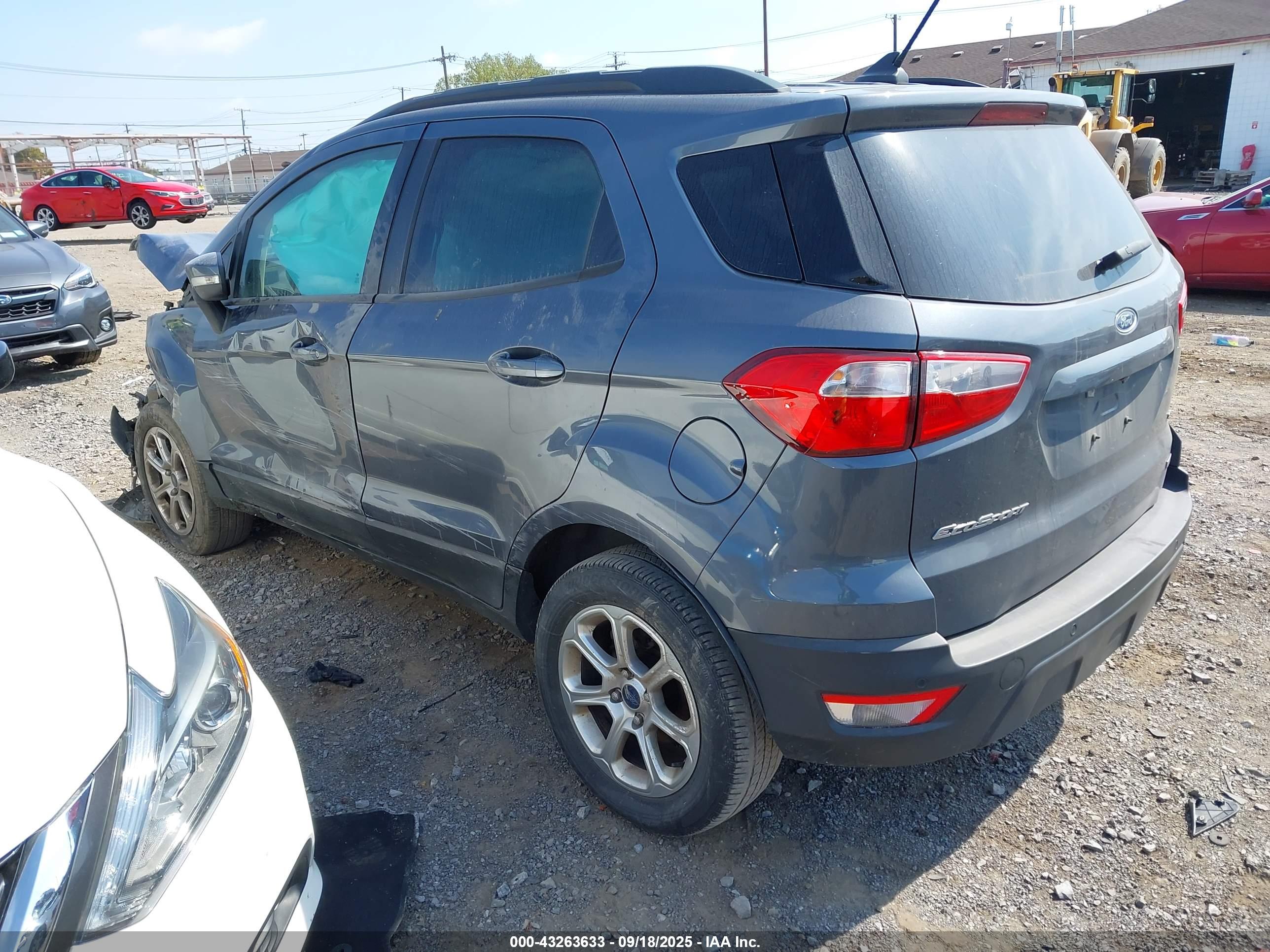FORD ECOSPORT image 3