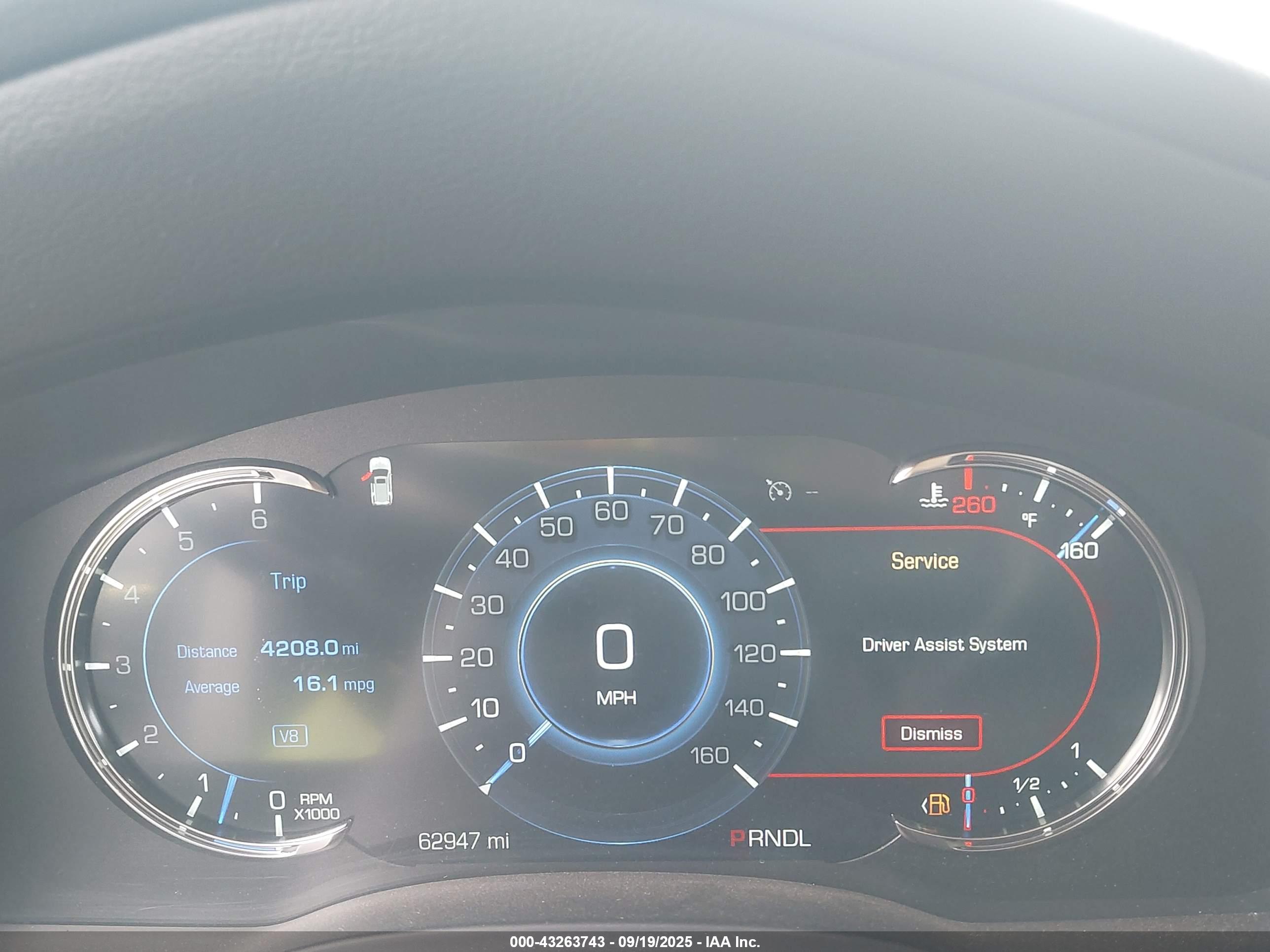 CADILLAC ESCALADE image 7