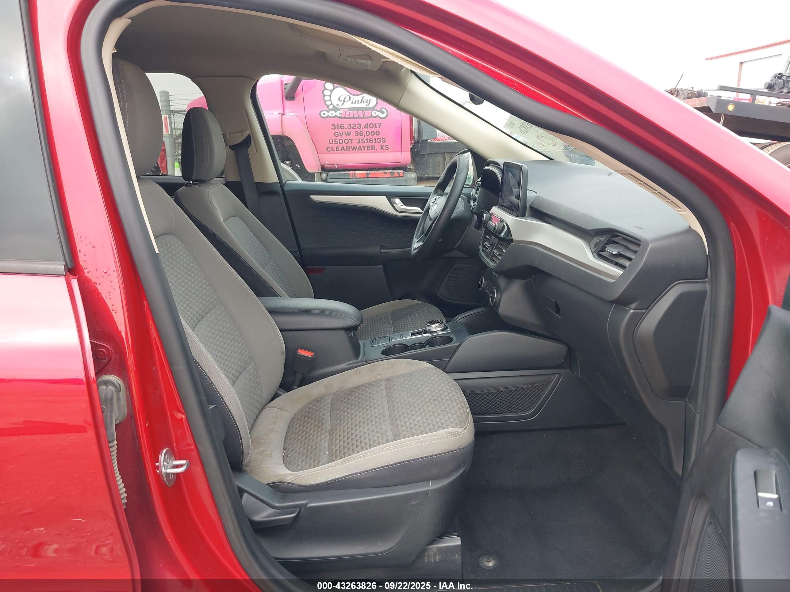 FORD ESCAPE image 5