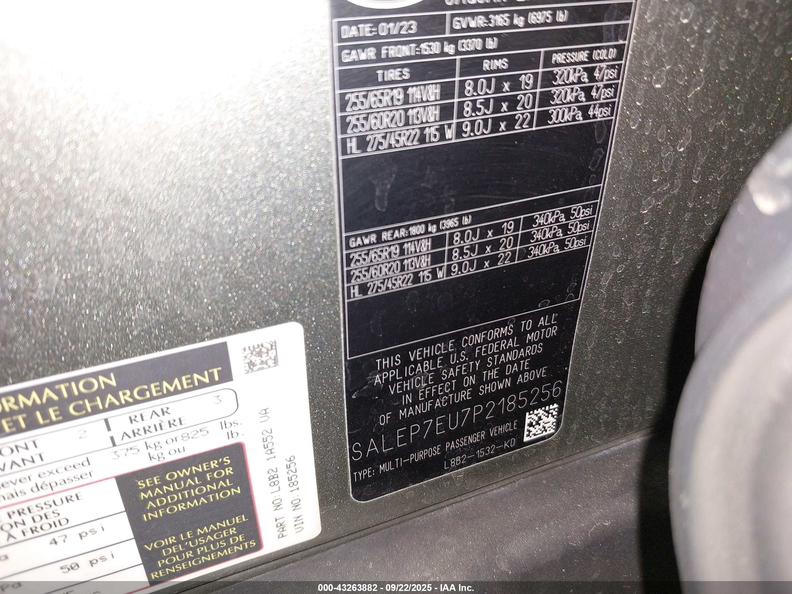 LAND ROVER image 9