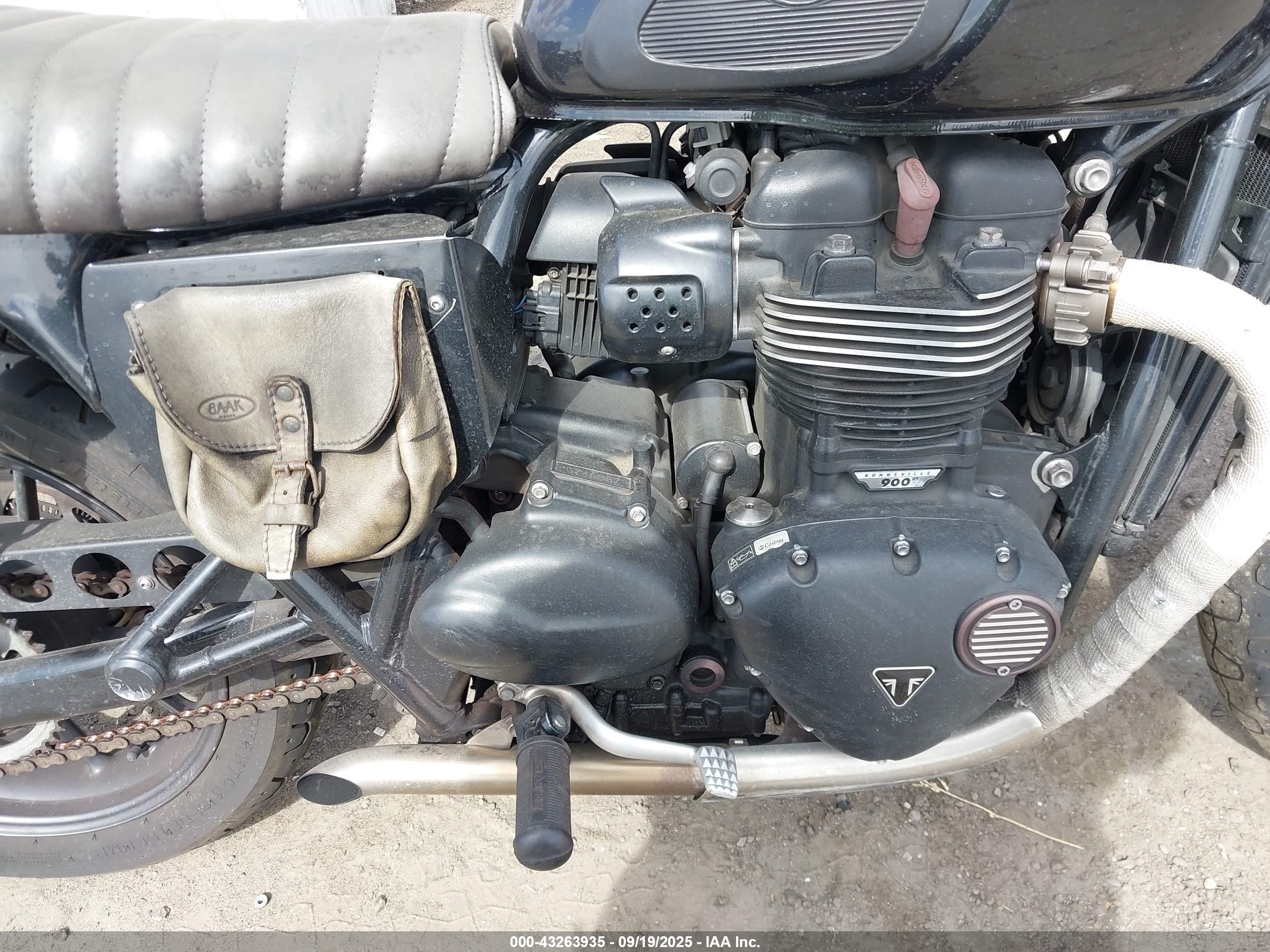 TRIUMPH MOTORCYCLE image 8