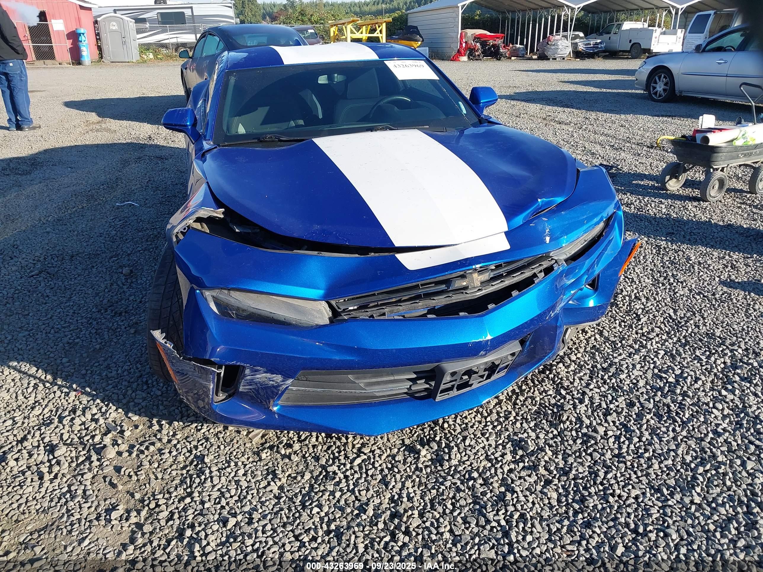 CHEVROLET CAMARO image 6