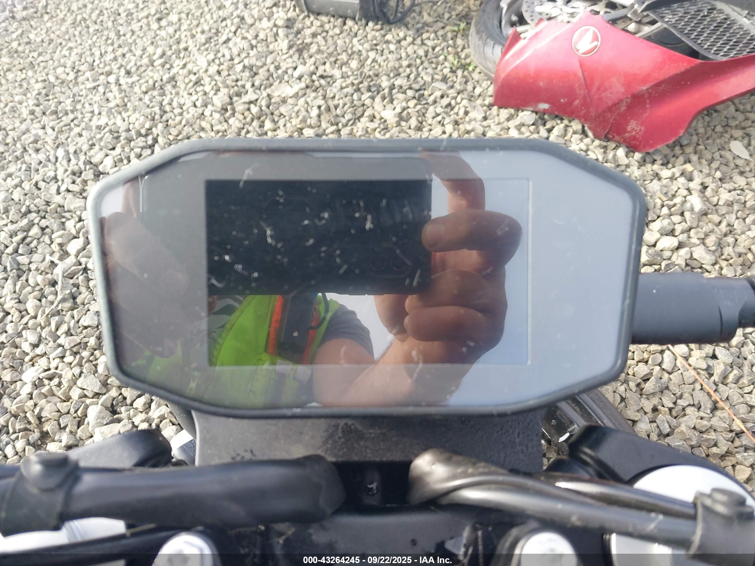 KTM 790 image 7