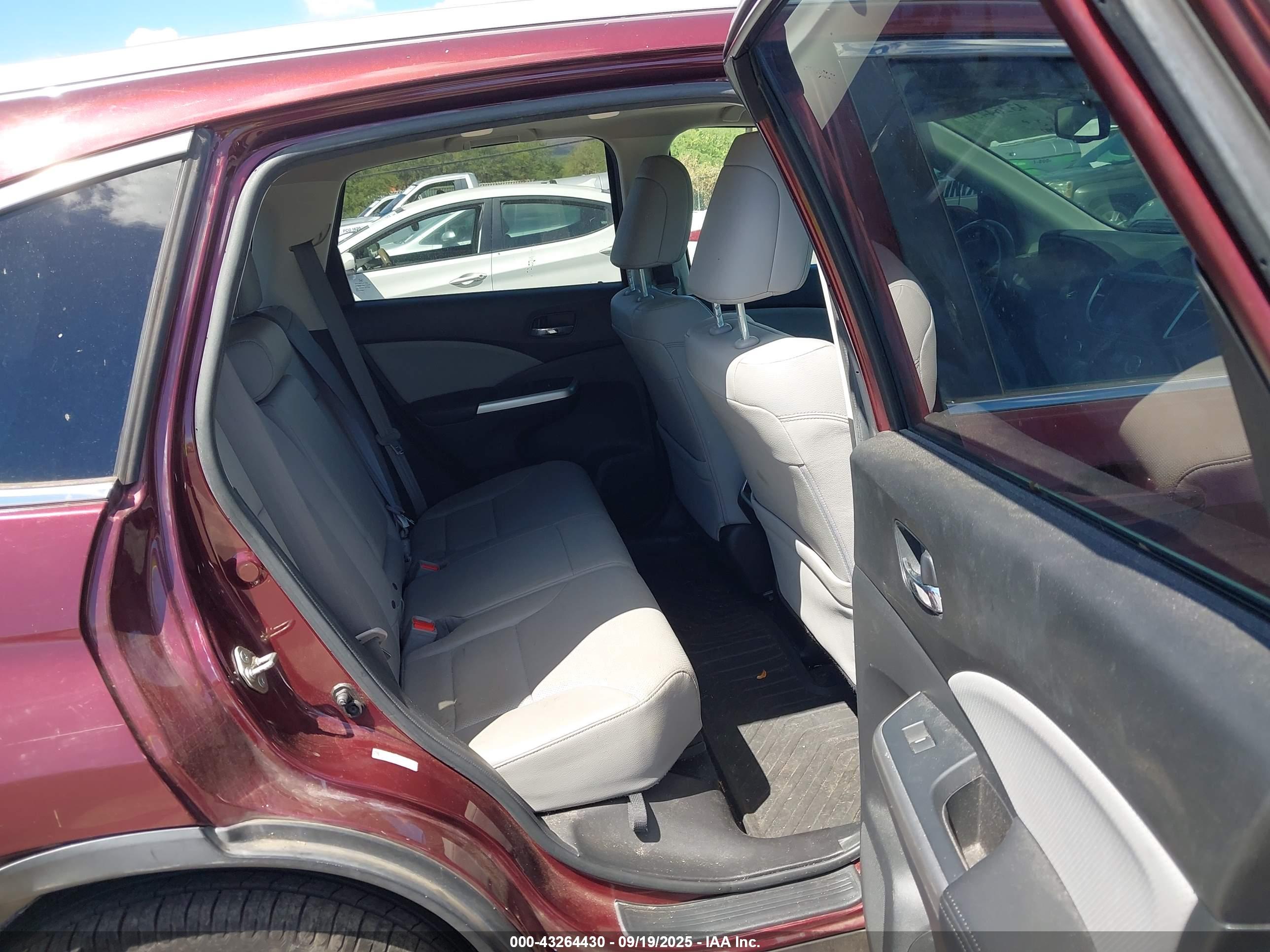 HONDA CR-V image 8