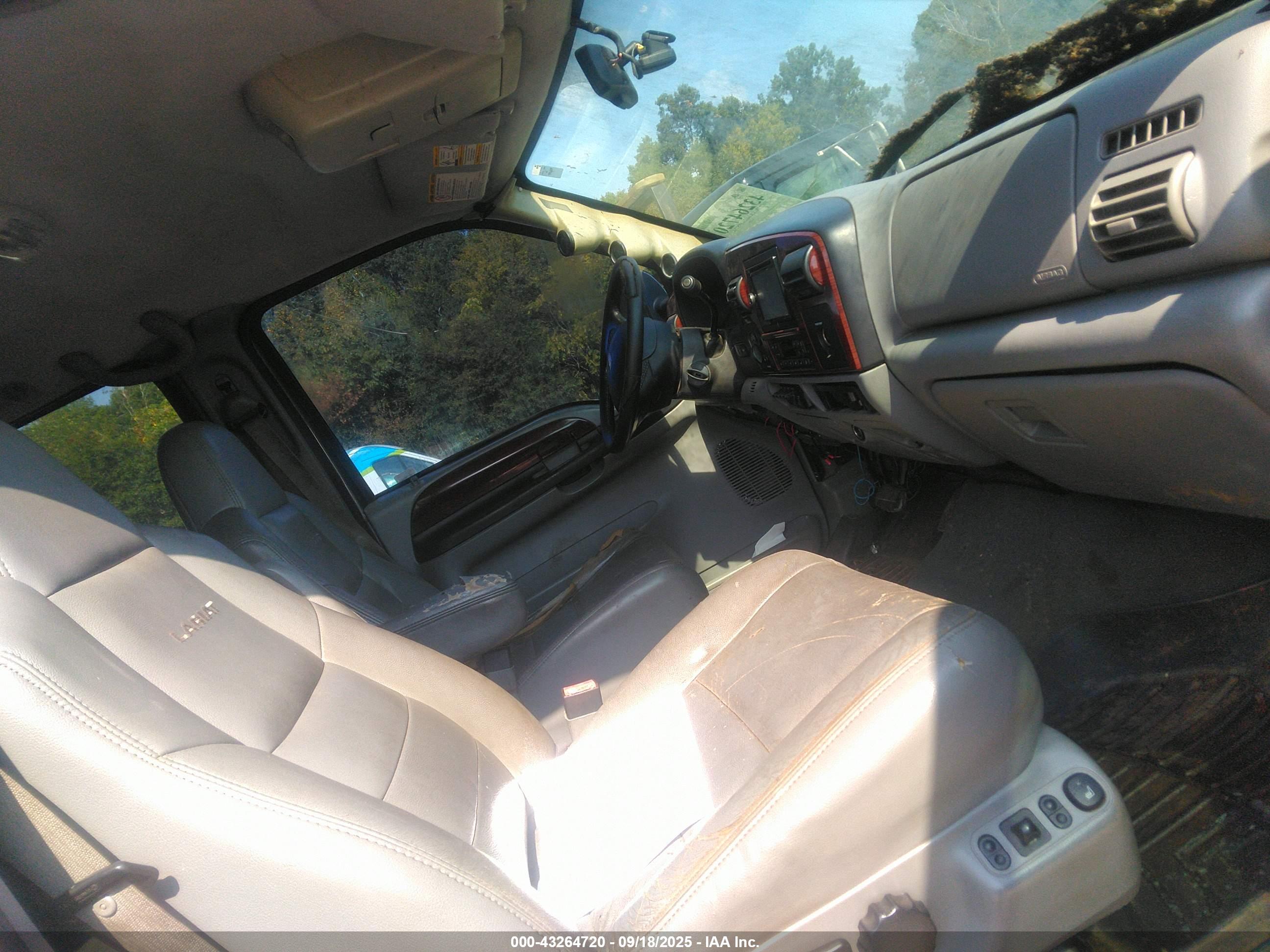 FORD F-350 image 7