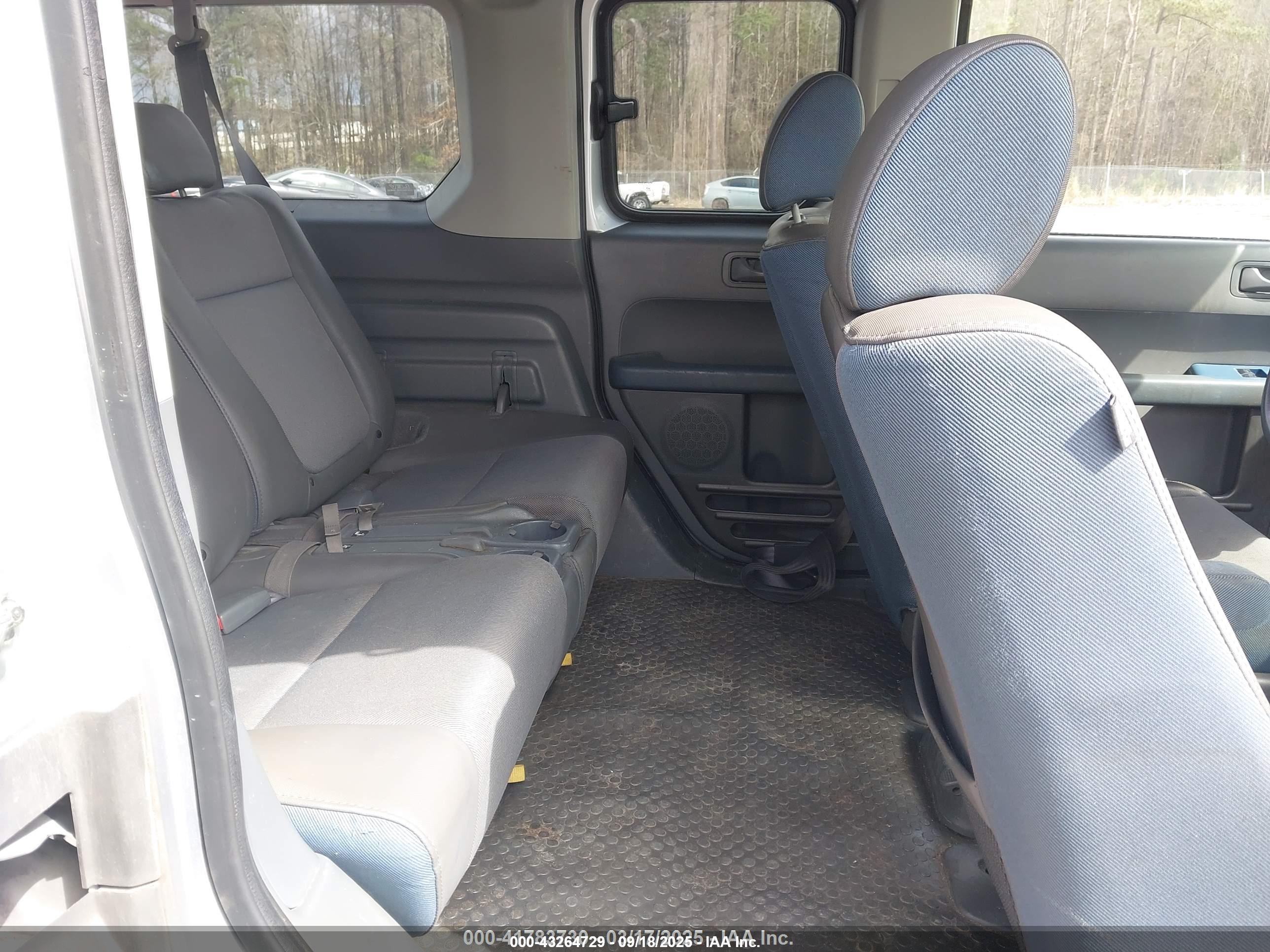 HONDA ELEMENT image 8