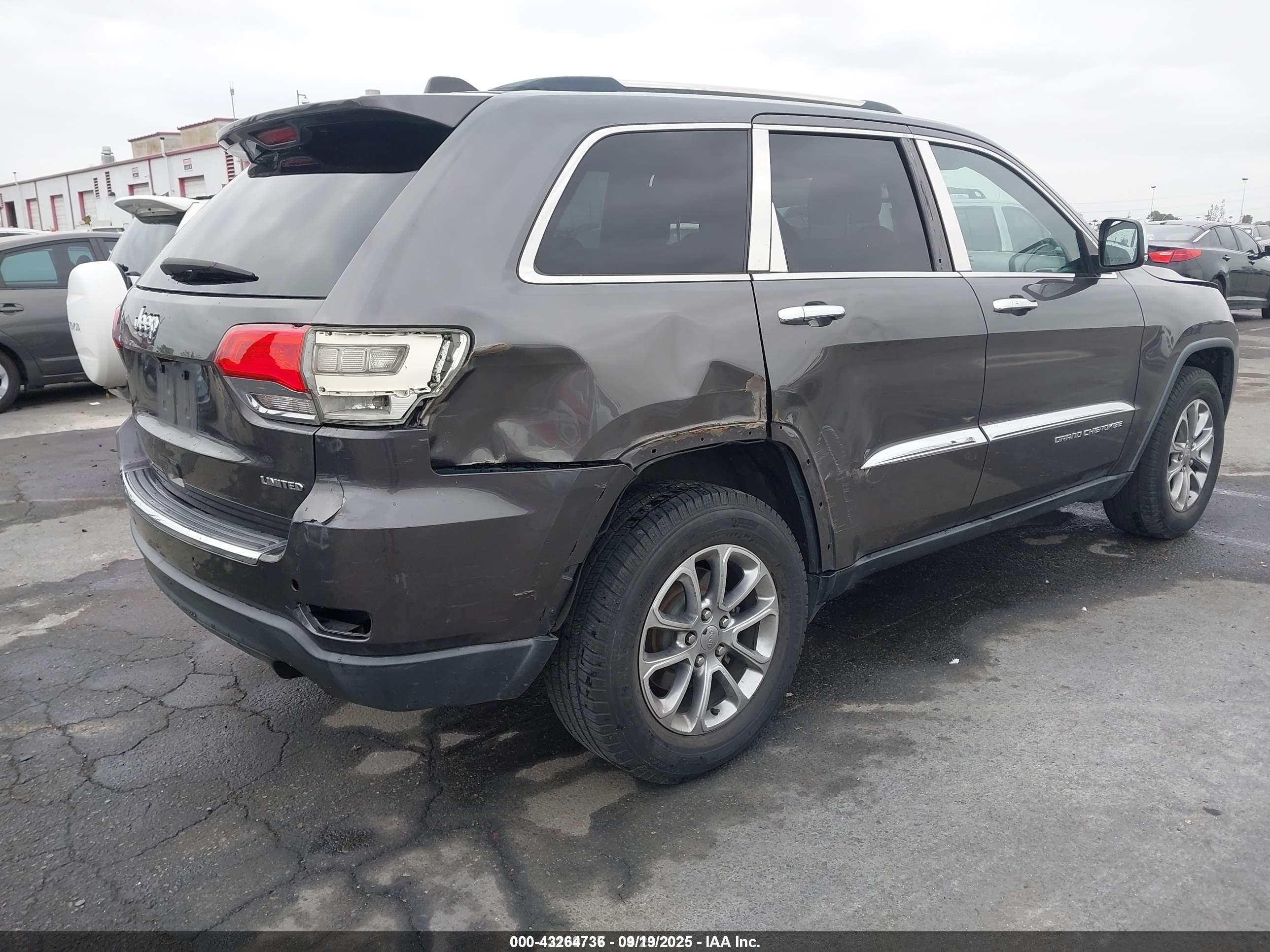 JEEP GRAND image 4