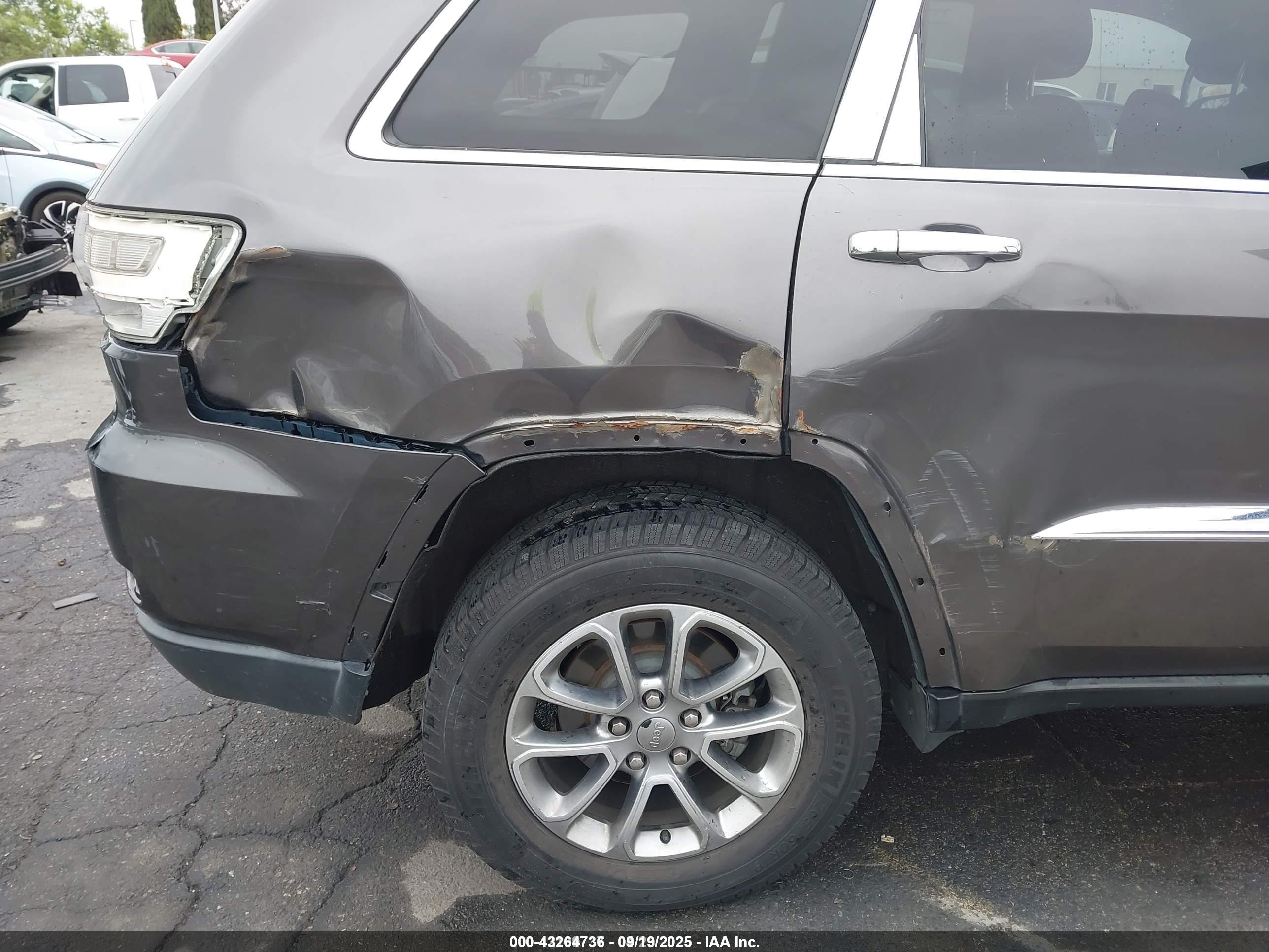 JEEP GRAND image 6