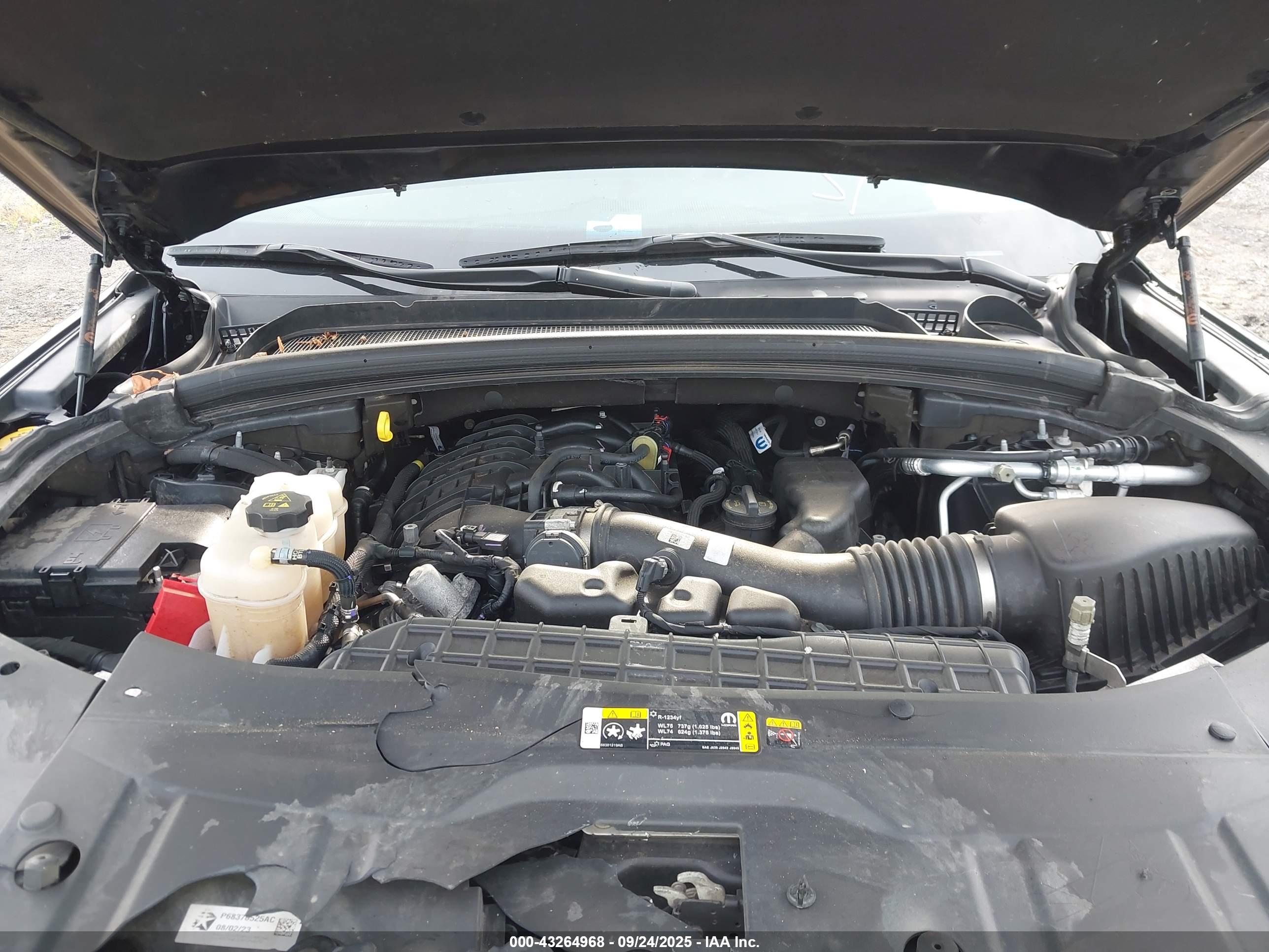 JEEP GRAND image 10