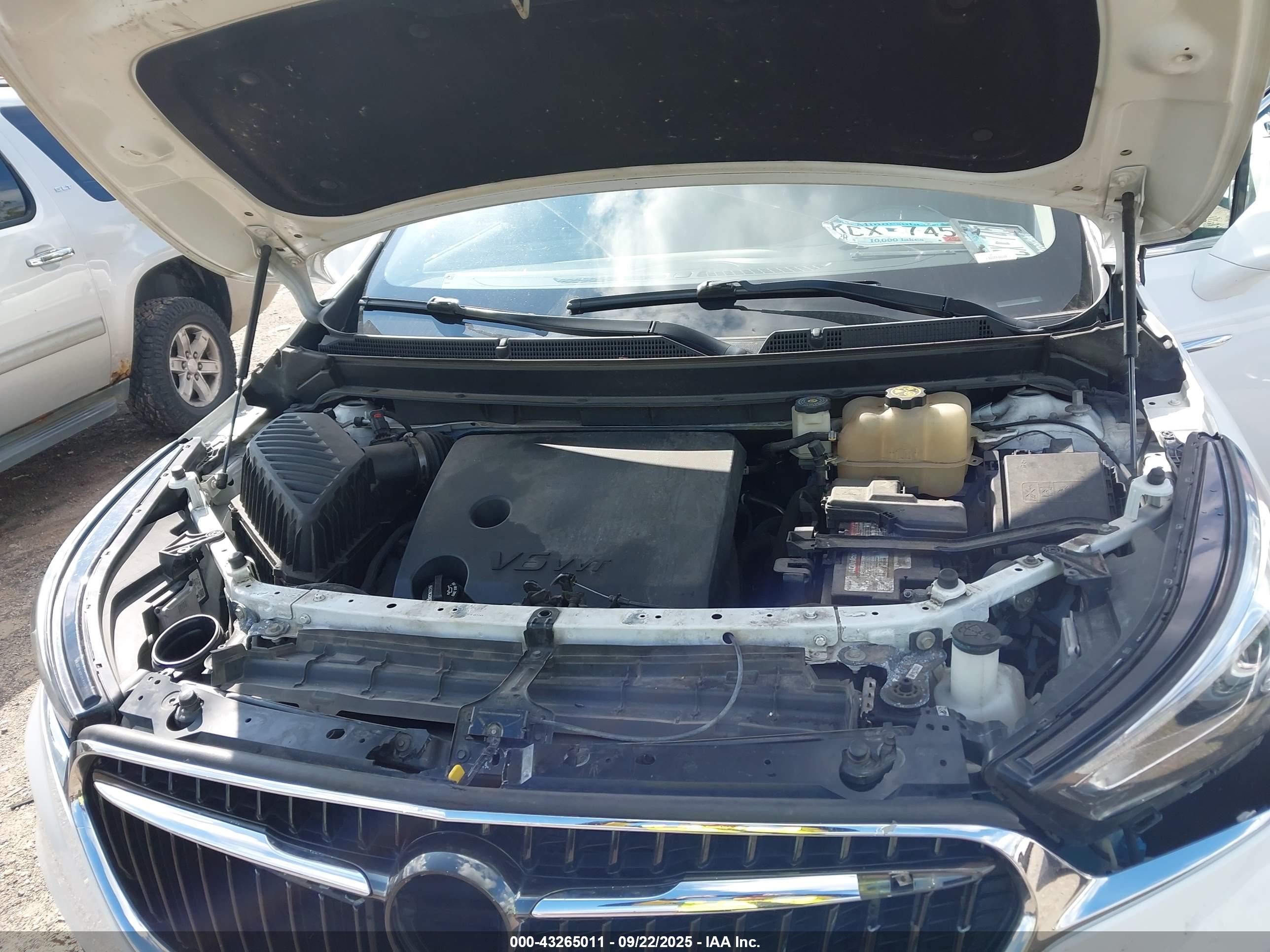 BUICK ENCLAVE image 10