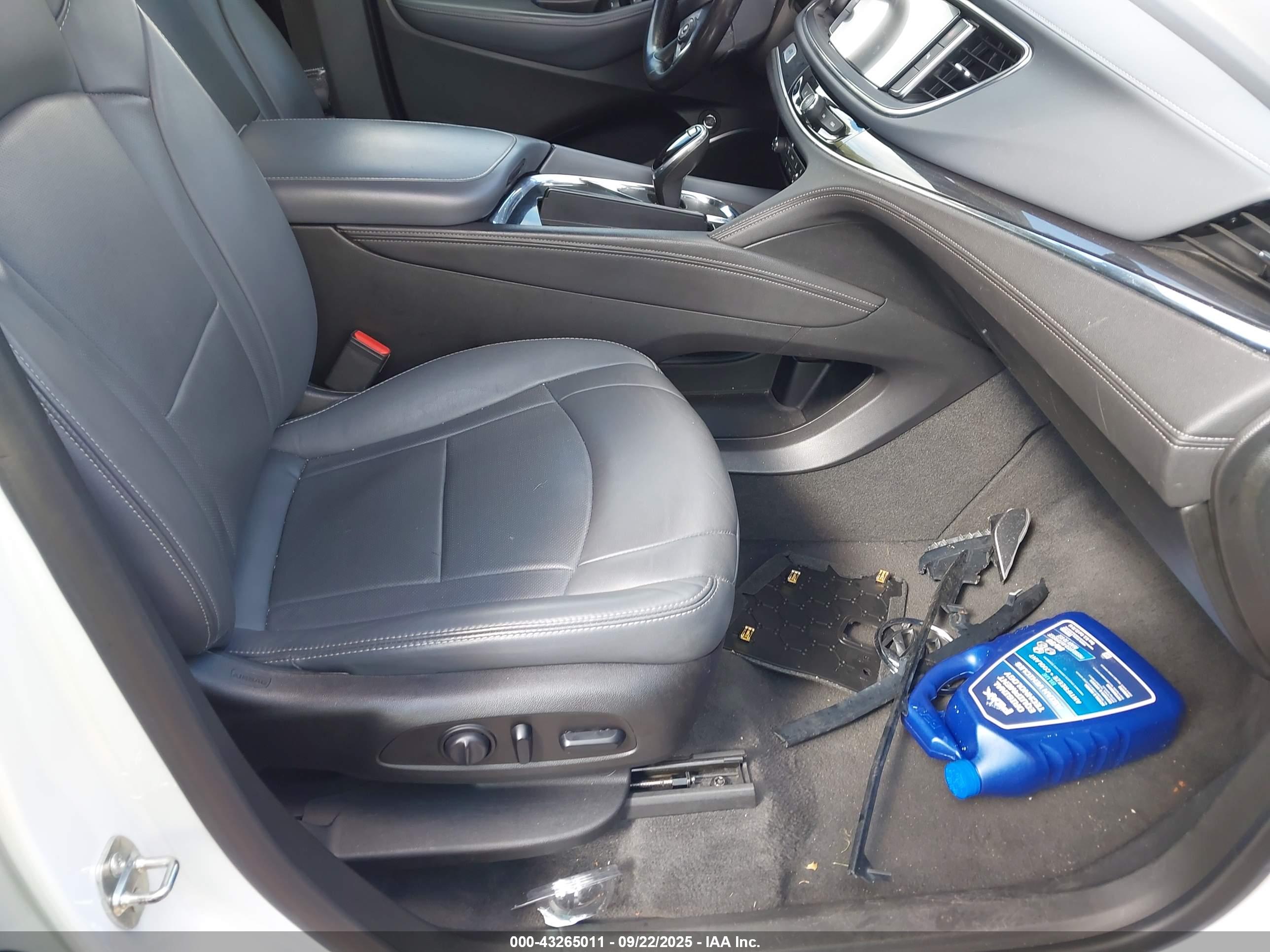 BUICK ENCLAVE image 5