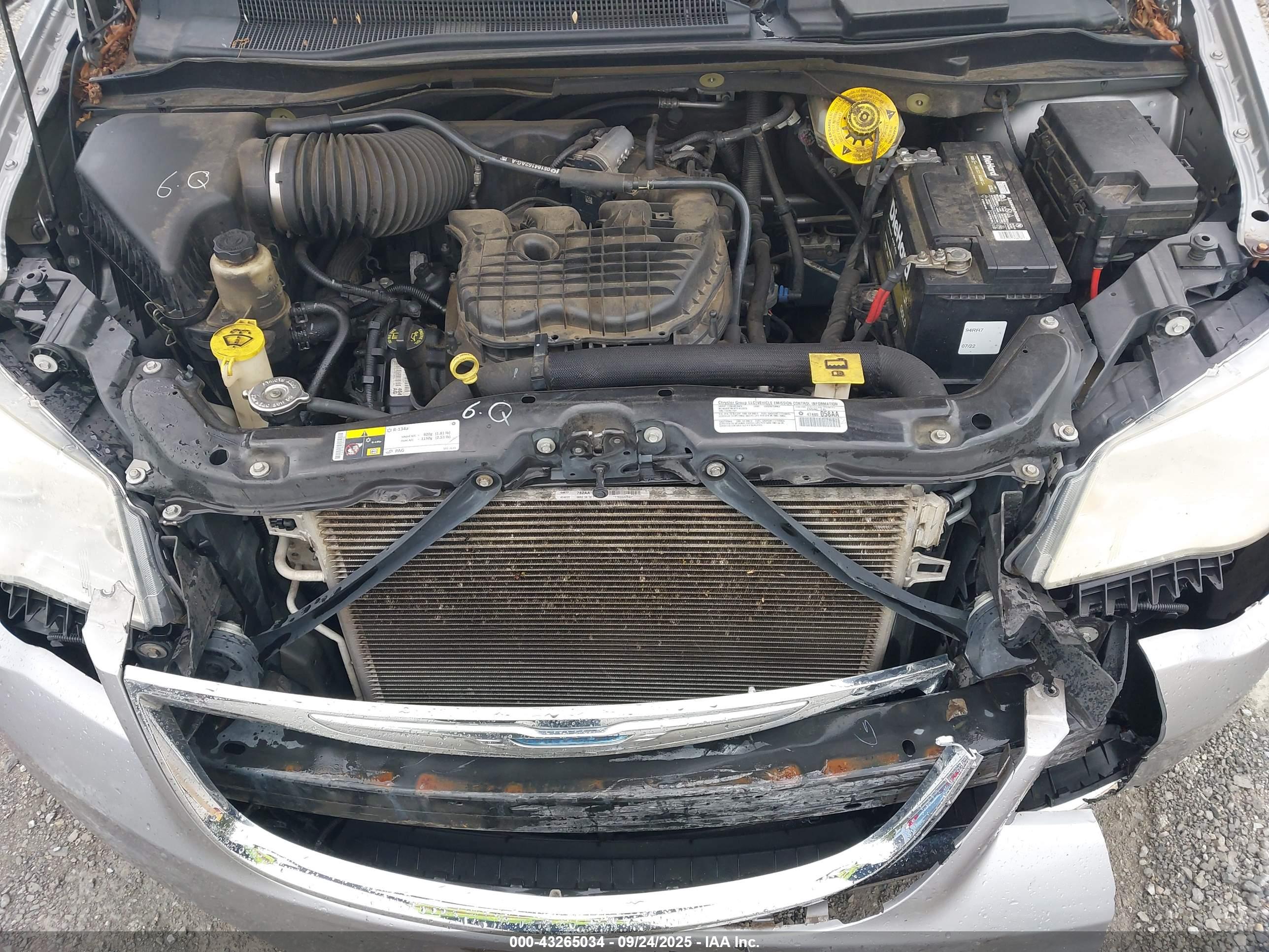 CHRYSLER TOWN image 10